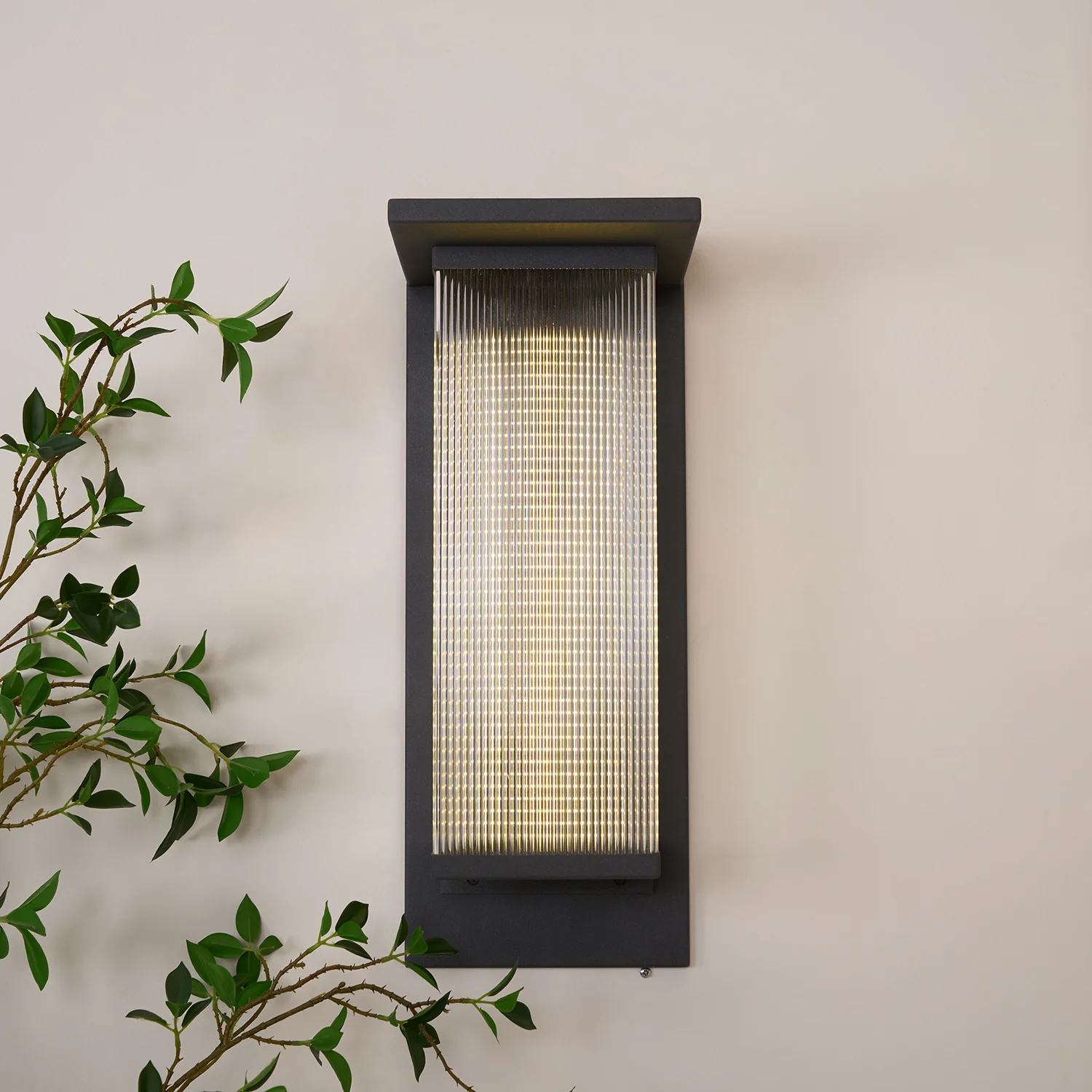 Oleron Box Outdoor Solar Wall Lamp - Set of 2 / Black / Warm Light