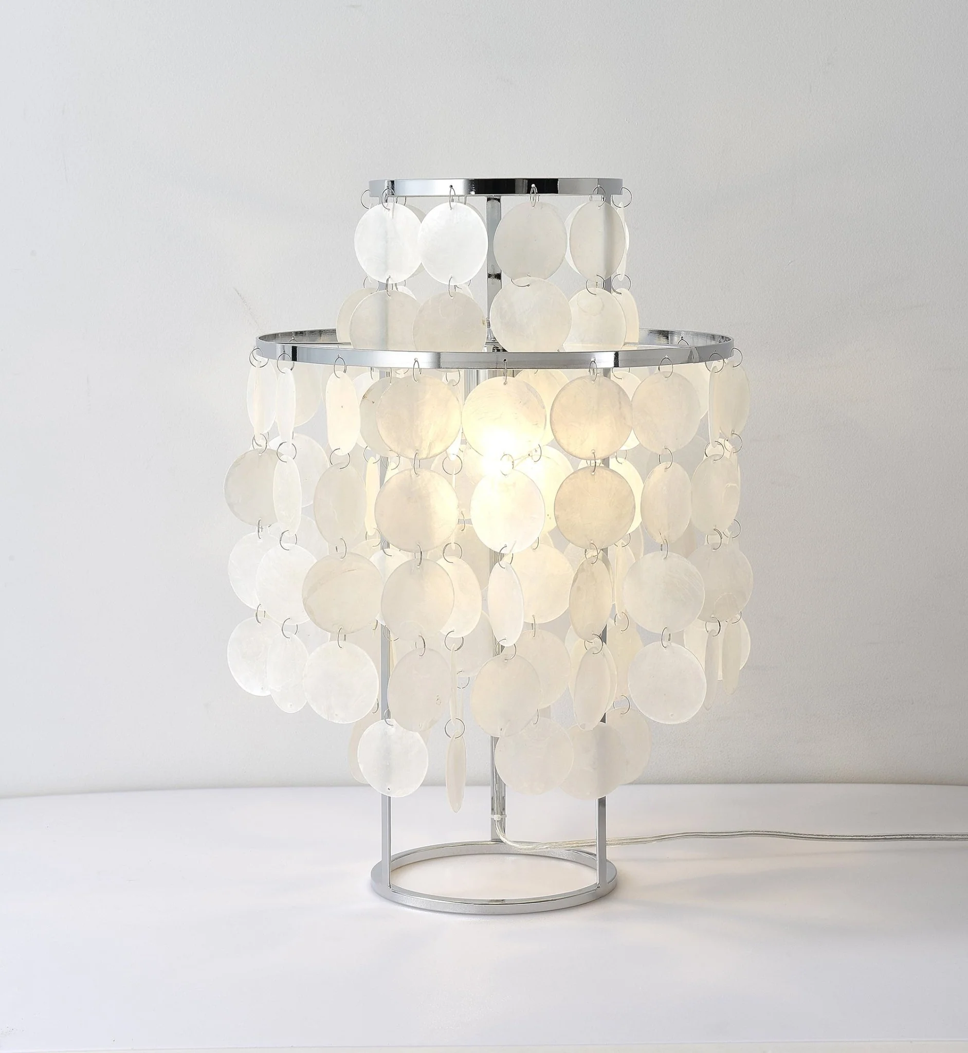 Настольный светильник Round Shell - ∅30см x 48см, хром