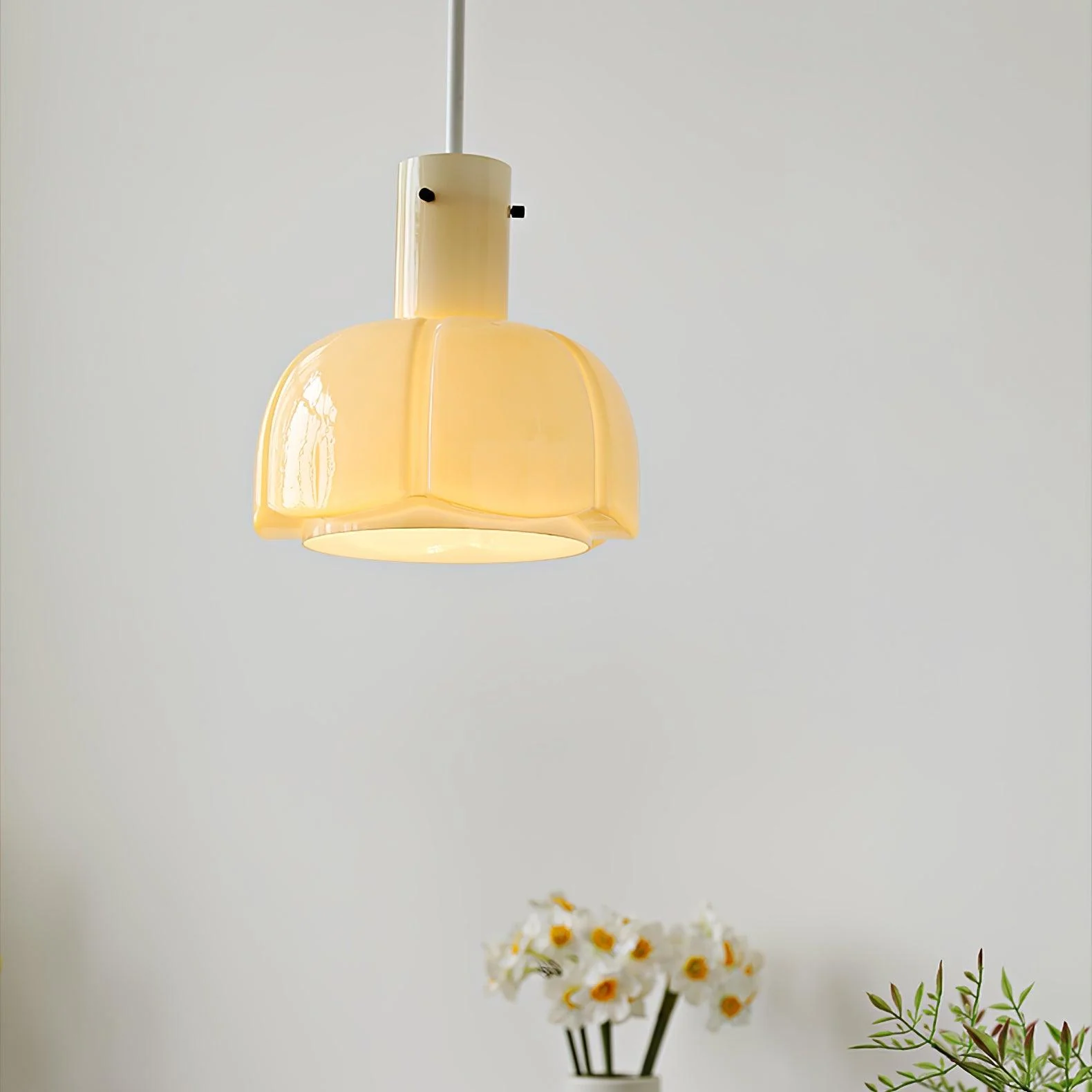 Подвесной светильник Lumina Petal Glass - ∅26см x 40см, коричневый