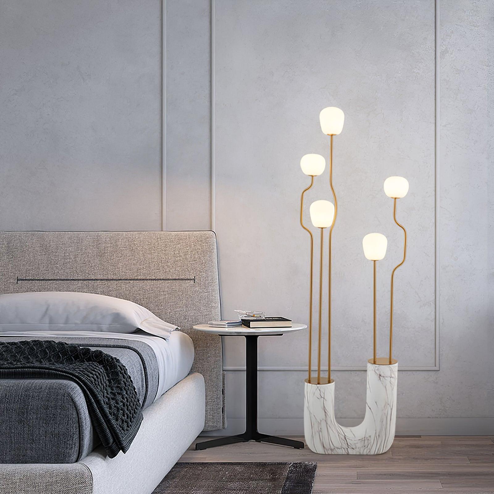 Comet Floor Lamp - ∅ 18.9″ x H 66.9″ / Dia 48cm x H 170cm / Black+Gold / UK plug