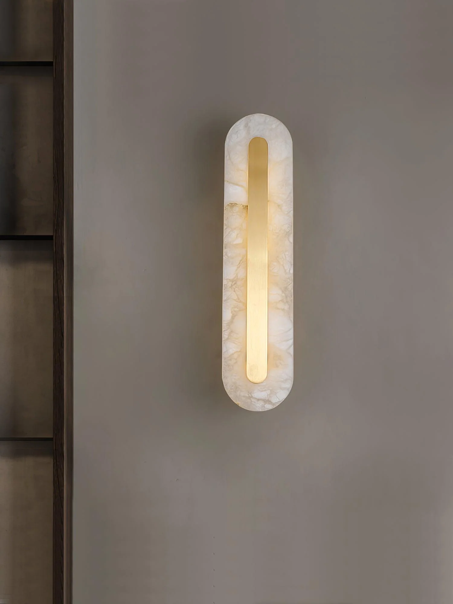 Alabaster Rounded Wall Light - ∅ 5.5″ x H 23.6″ Set of 2 / White＆Brass / Warm Light