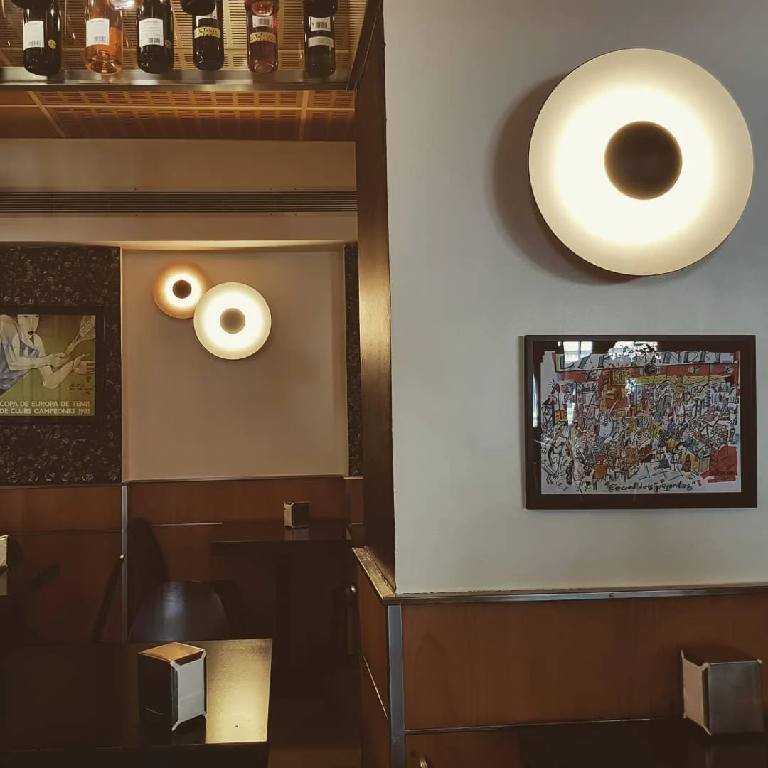 Simplicity Glow Wall Light - ∅ 15.7″ x H 15.7″ Set of 2 / White & Antique copper / Warm Light