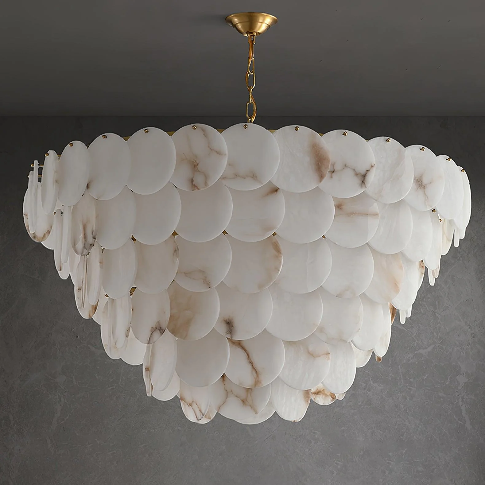 Люстра Alabaster Shell Brass - 4 уровня ∅60см x 75см, латунь, белый