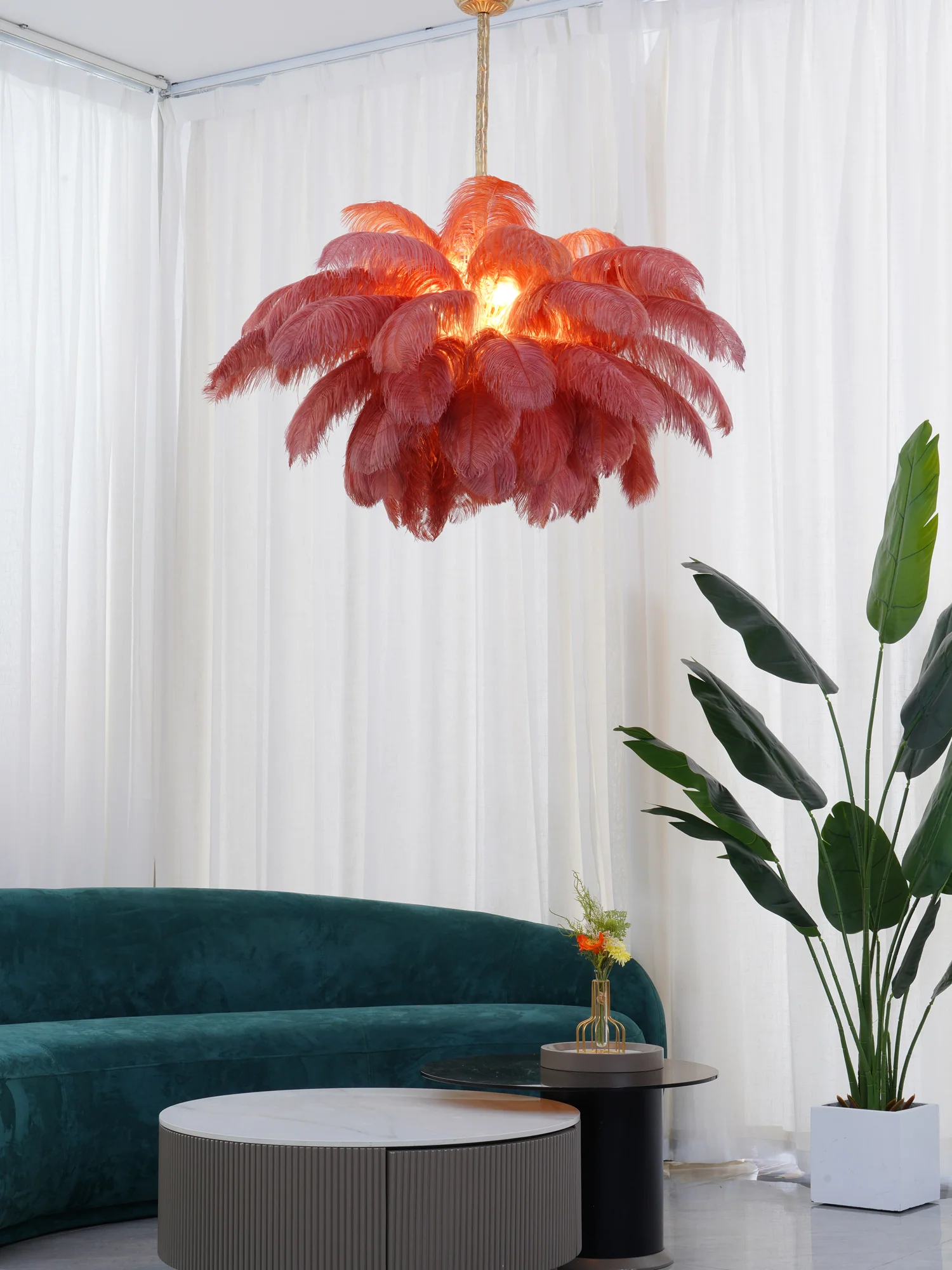 Люстра Ostrich Feather - ∅110см x 90см, серебро, белый