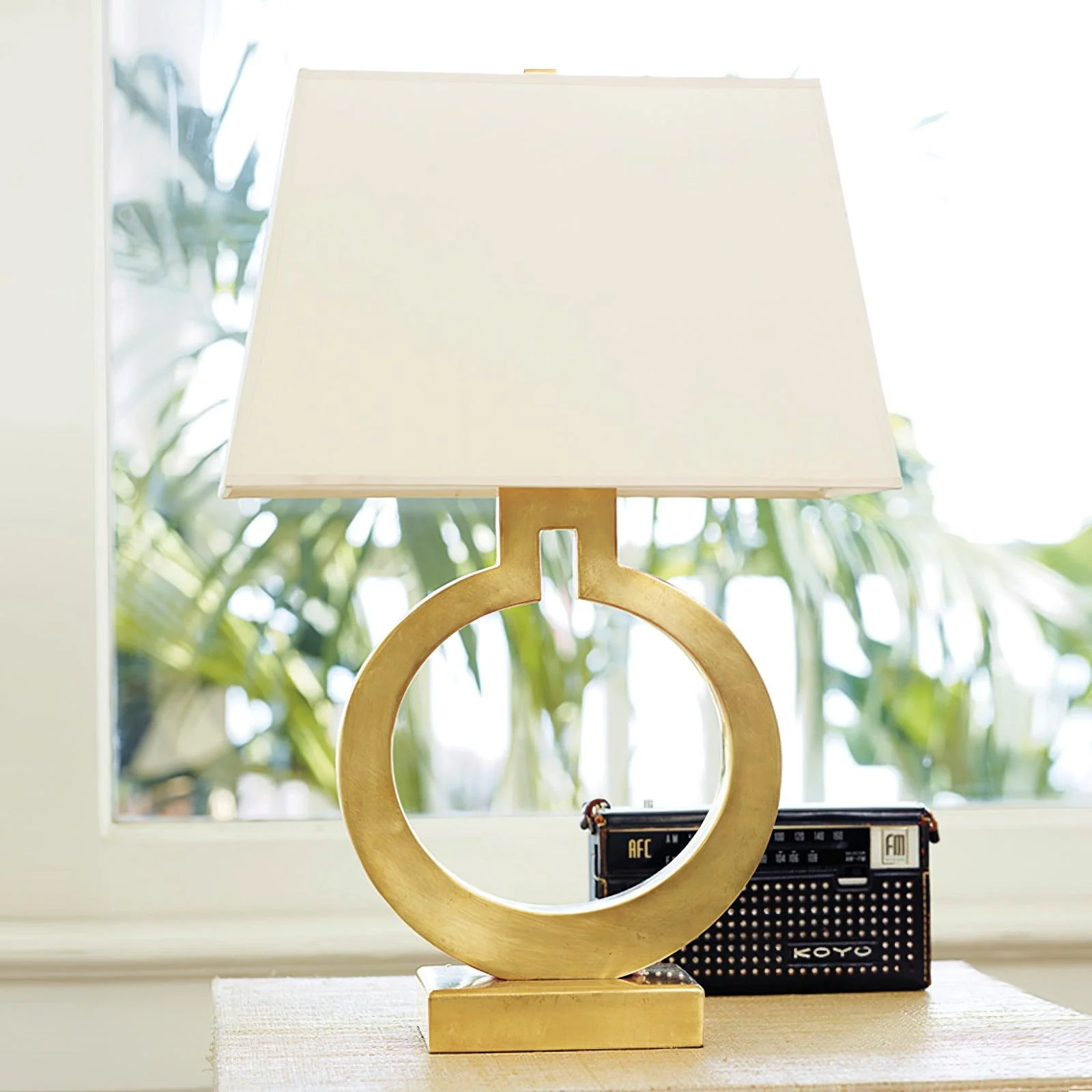 Keyhole Ring Table Lamp - ∅ 14.1″ x H 24.4″ / Dia 36cm x H 62cm / Gold / UK plug