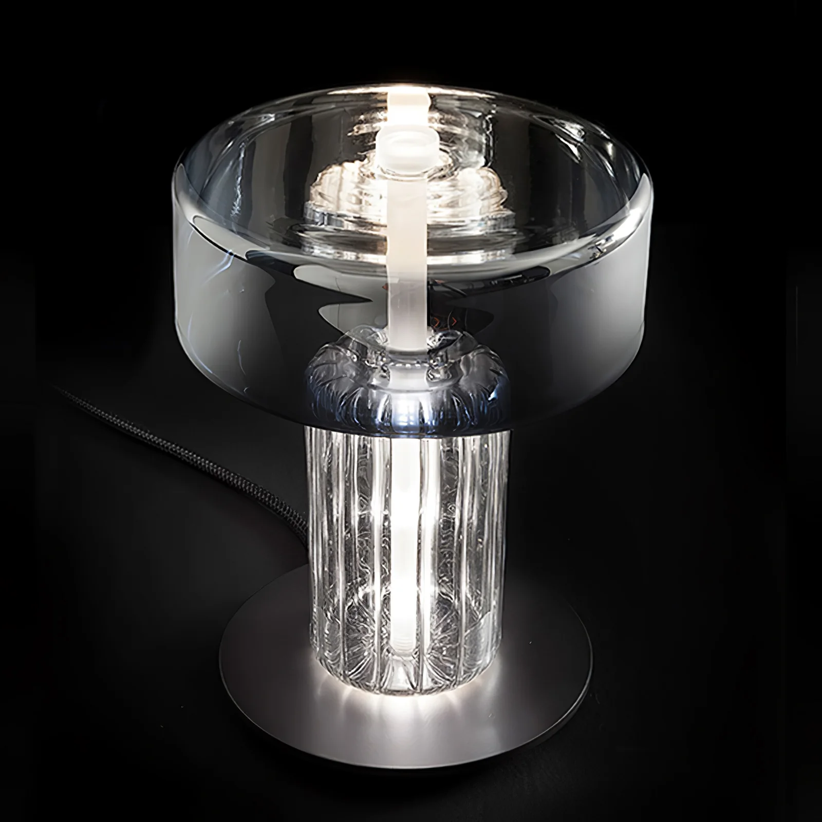 Rapanui Table Lamp - ∅ 11″ x H 13.7″ / Dia 29cm x H 35cm / Smoky gray / UK plug