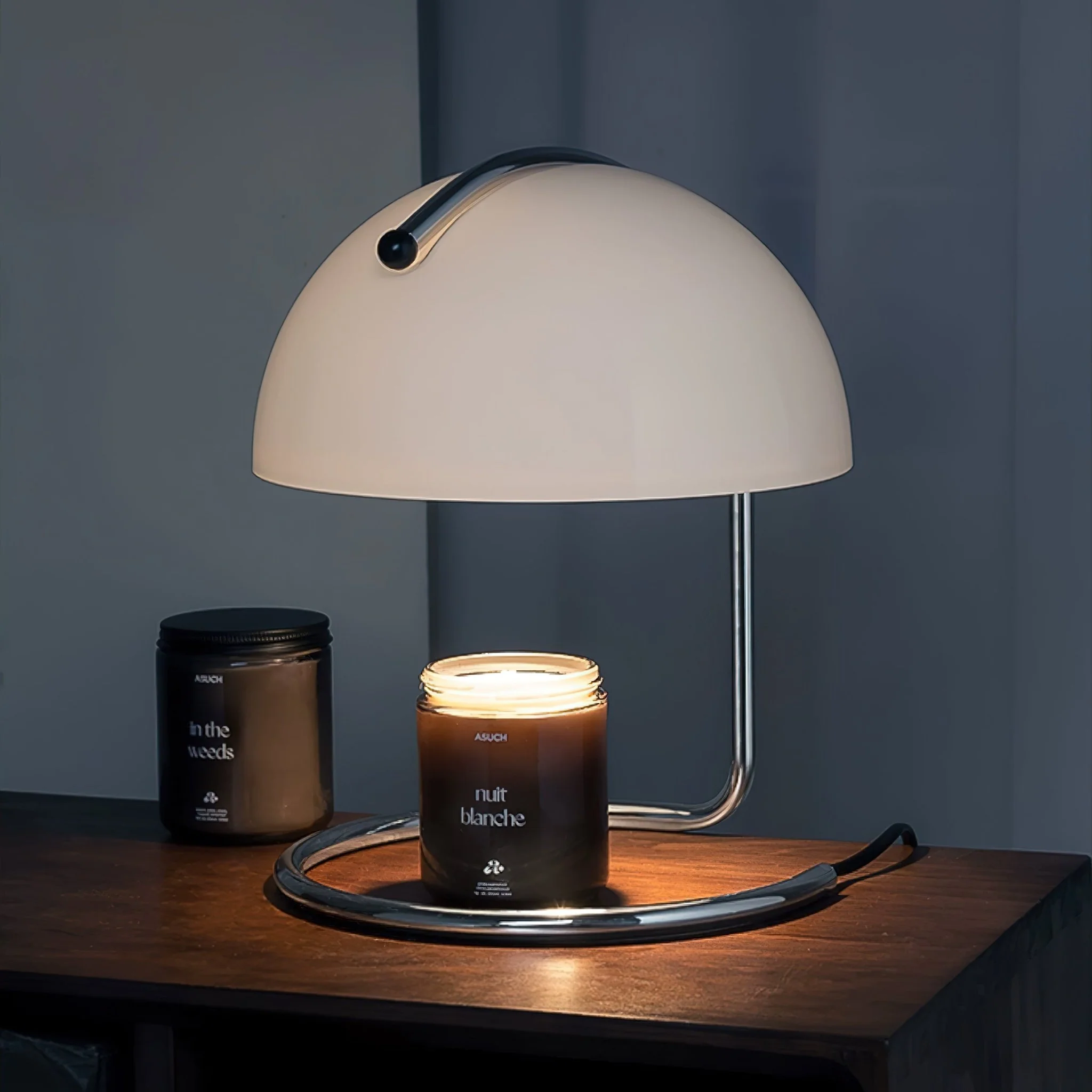 Pierre Table Lamp - ∅ 9.8″ x H 19.7″ / Dia 22cm x H 28cm / Red / US plug