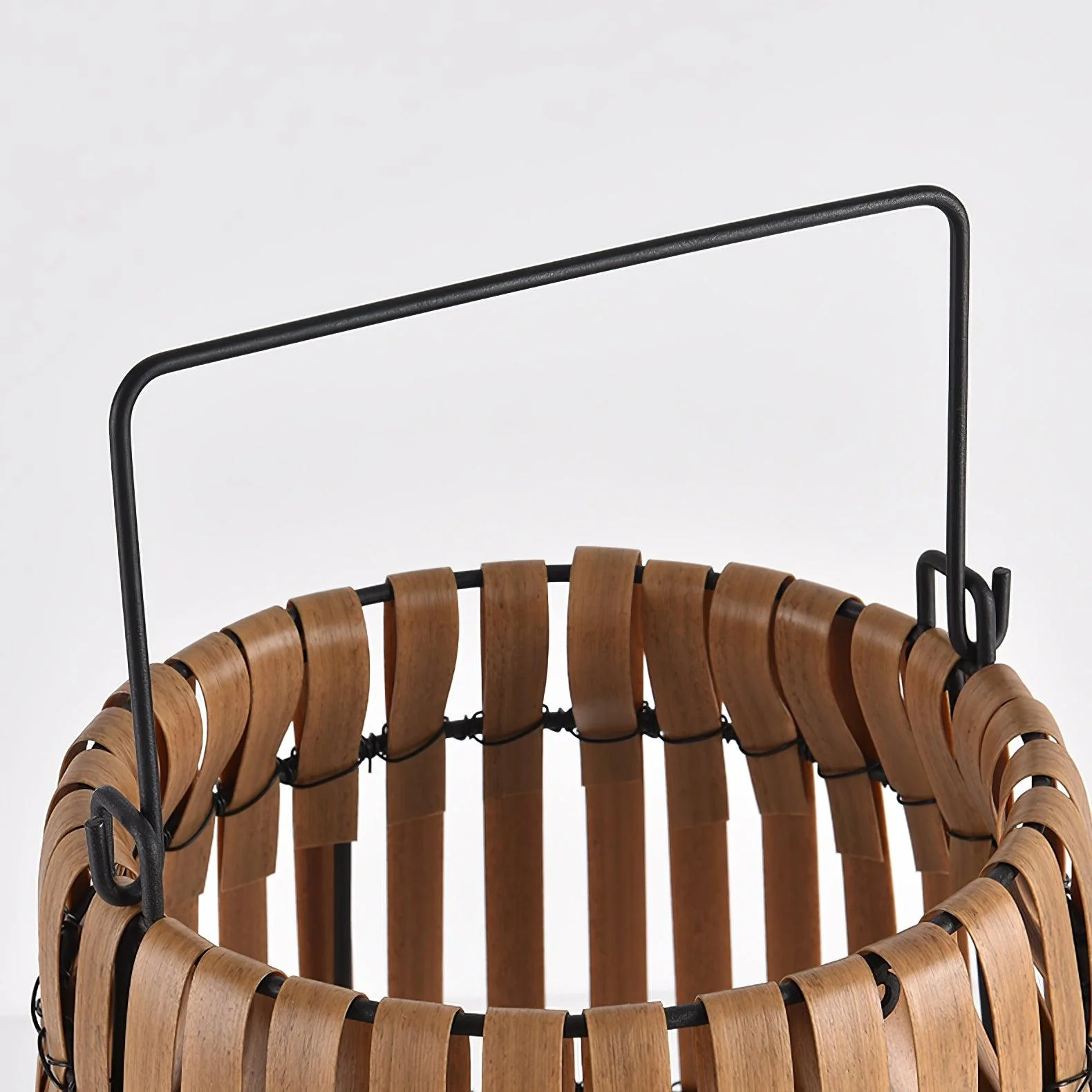Уличный светильник Tropic Braid Lantern - модель B, солнечная батарея, ∅30см x 40см, черный, дерево