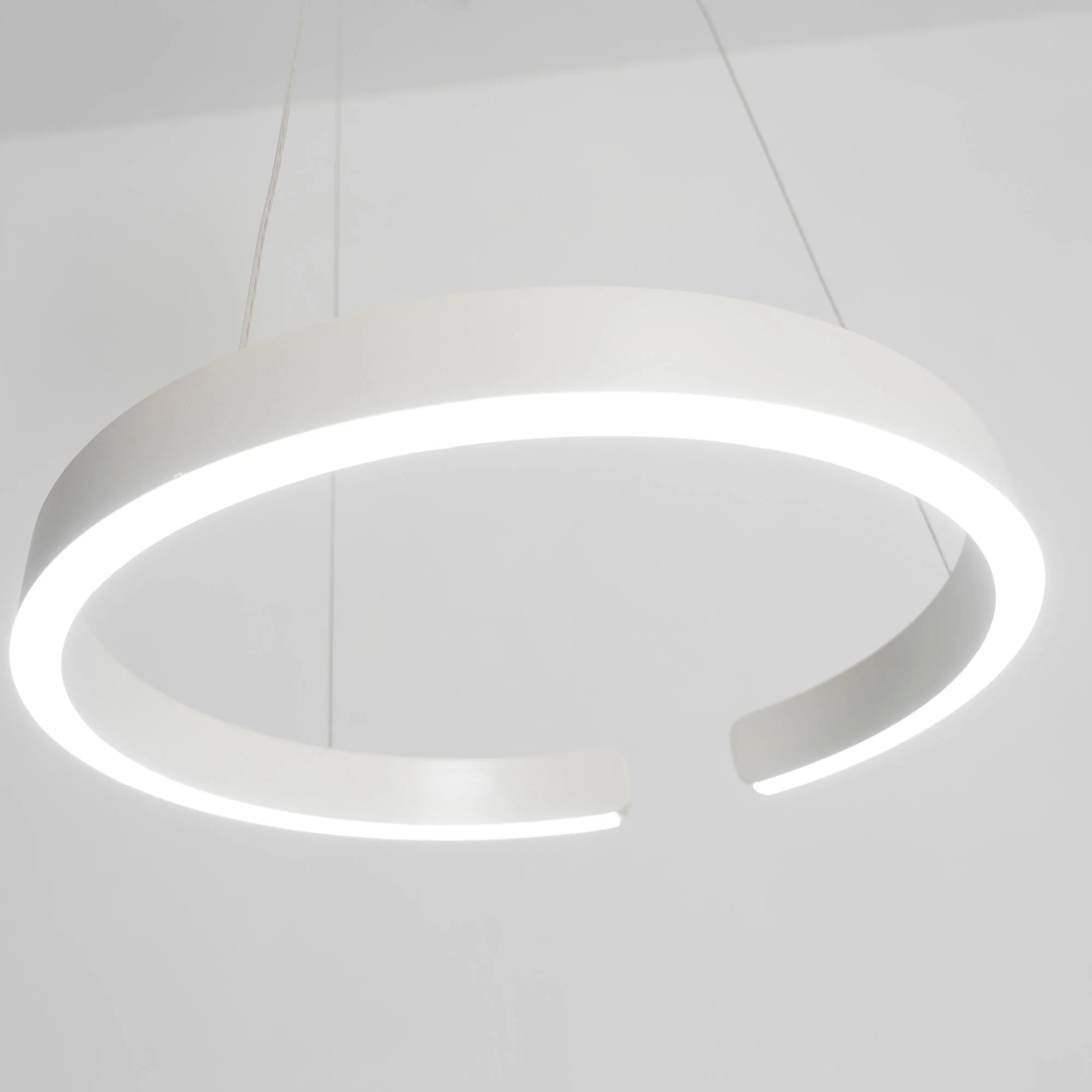 Люстра Circular - ∅40см х 150см, розовое золото, 3000-6500К