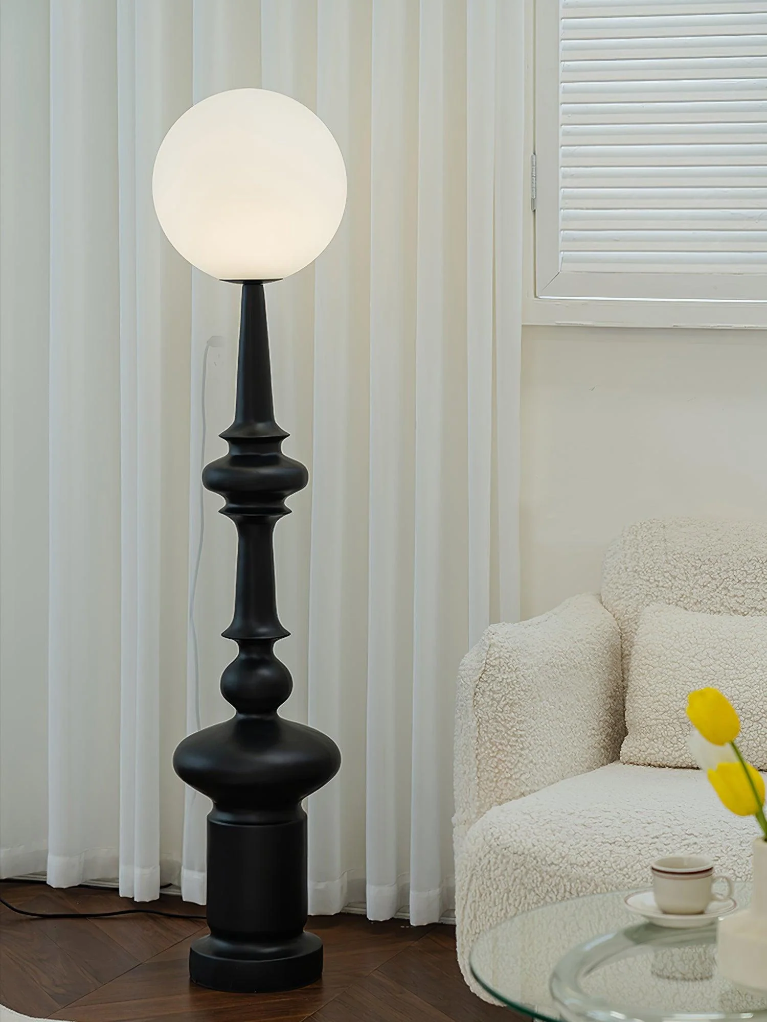 Roman Column Floor Lamp - ∅ 11.8″ x H 54.3″ / Dia 30cm x H 138cm / Black / US plug