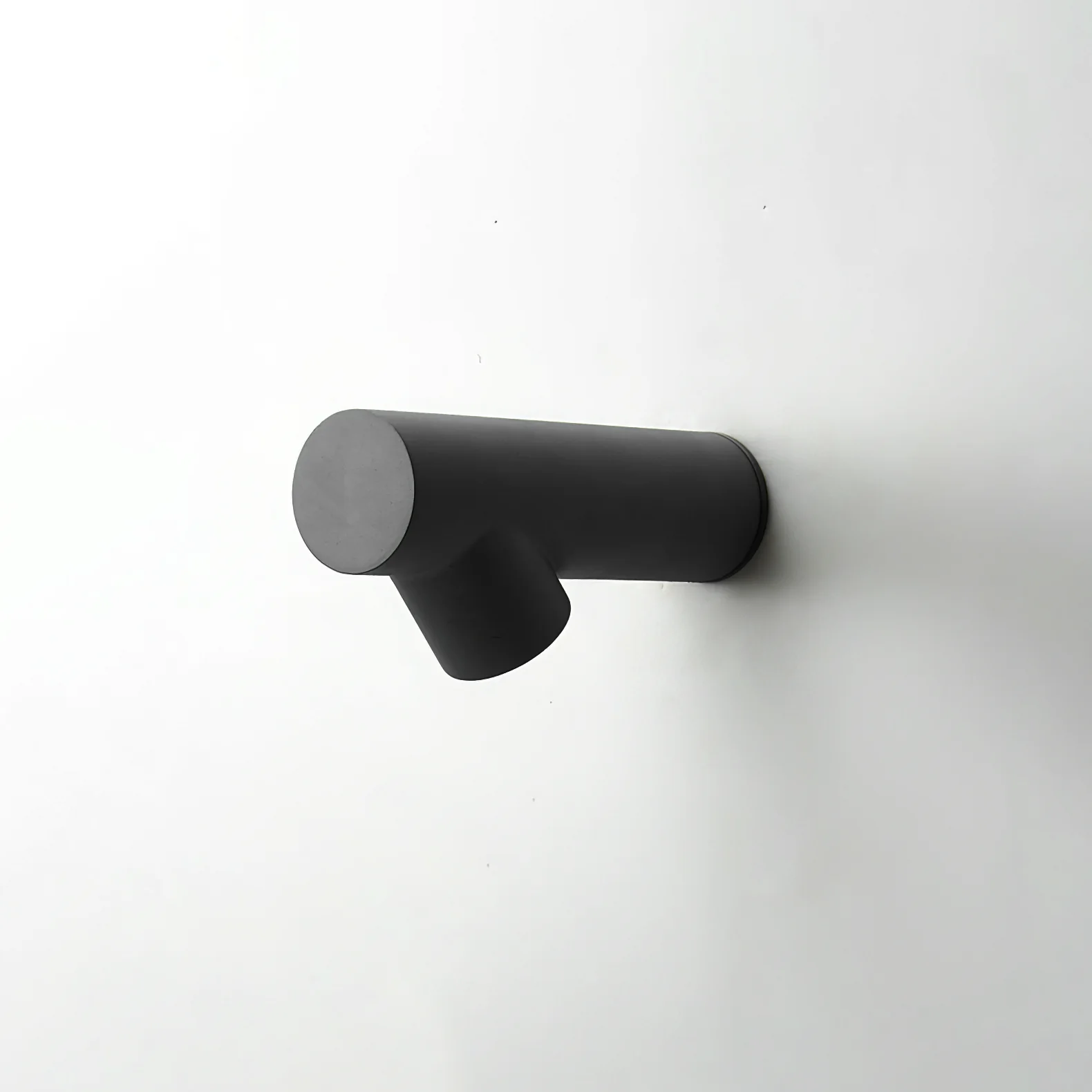 Pipeline Tube Wall Sconce - ∅ 2.4″ x H 3.9″ x L 9.1″ / White & Warm Light / Set Of 2