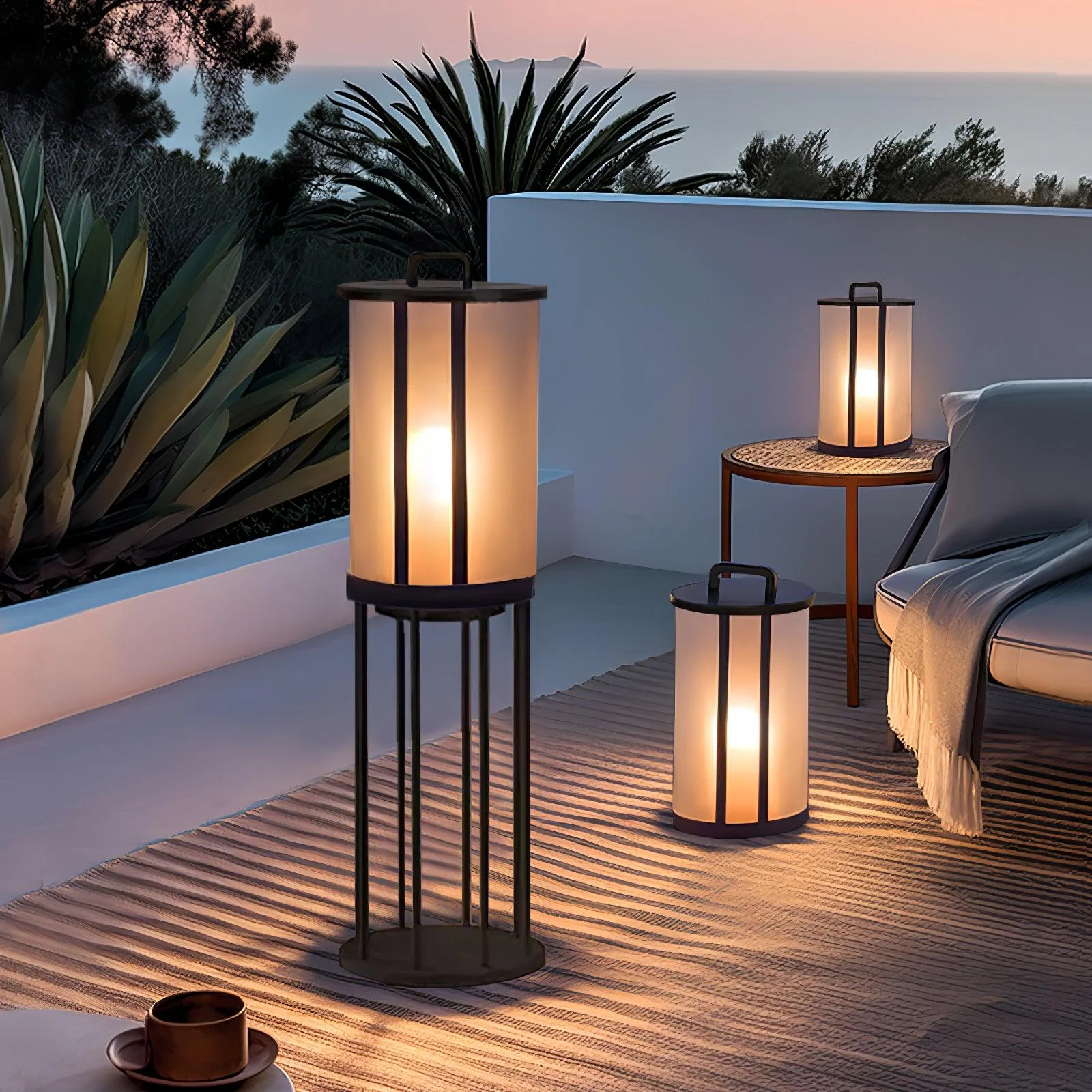 Уличный фонарь Round Pillar Acrylic Lantern - модель A ∅28см x 60см, теплый свет, проводной