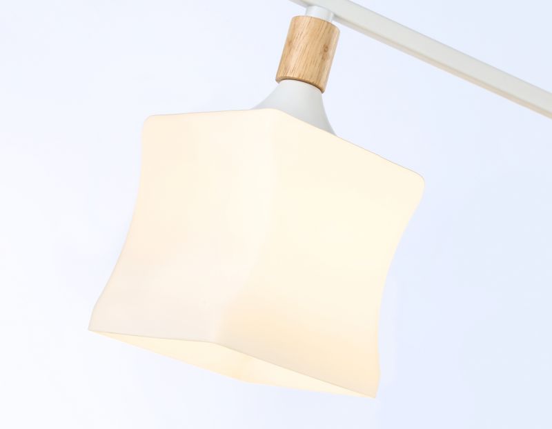 Подвесной светильник Ambrella TRADITIONAL TR9484