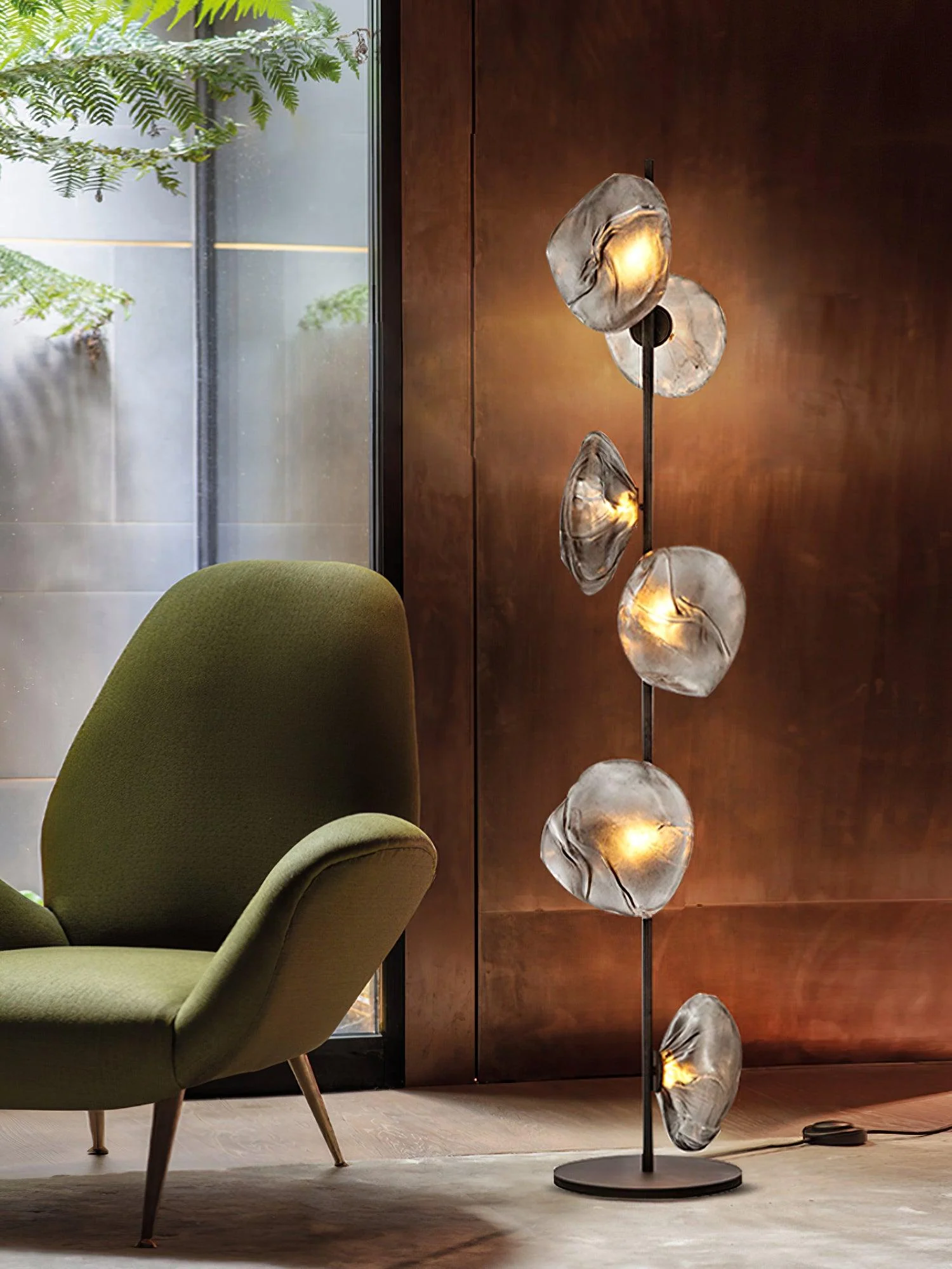 Glass Mesh Petals Floor Lamp - 6 heads ∅ 13.8″ x H 70.9″ / Dia 35cm x H 180cm / Gold+Smoke gray / UK plug