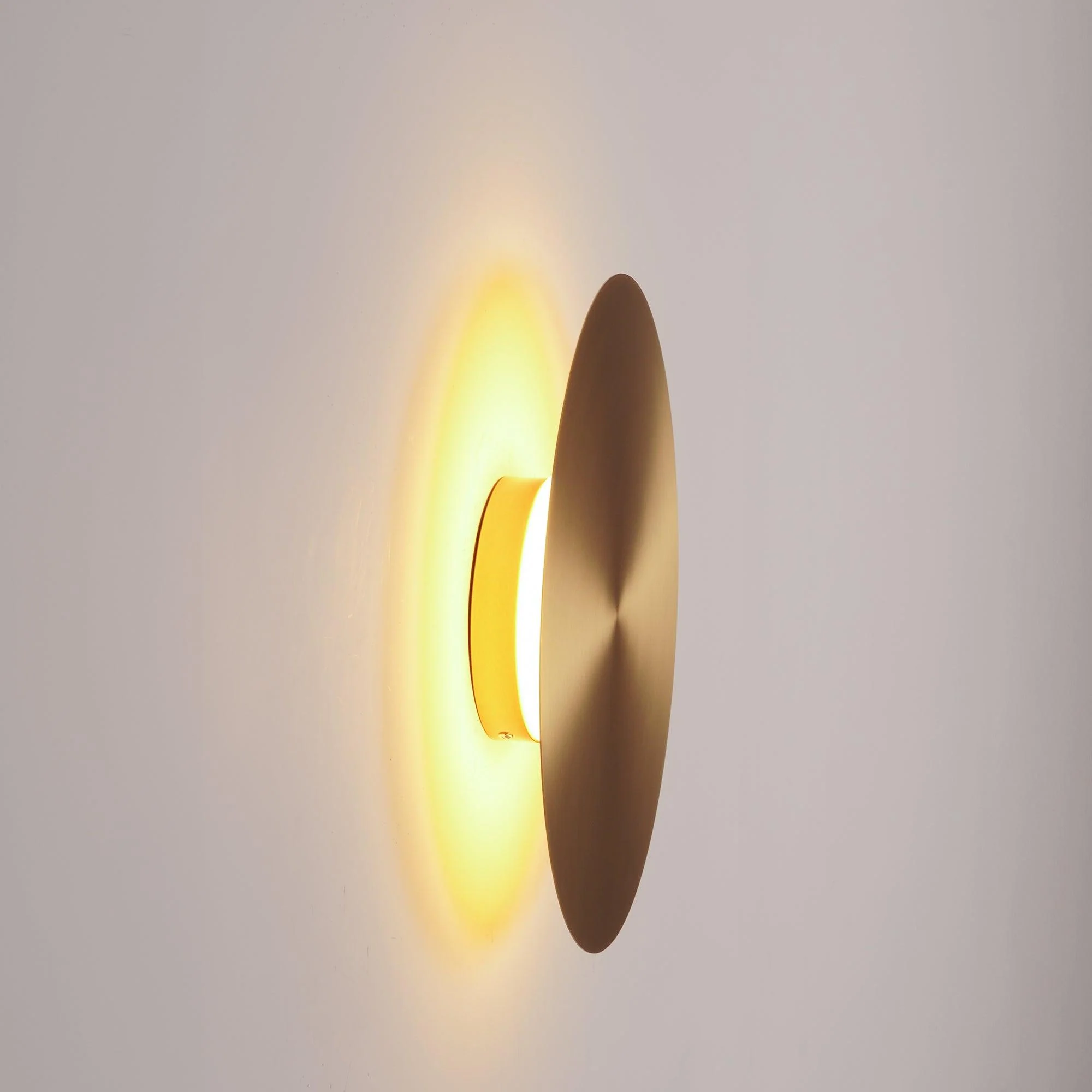 Gossa Wall Lamp - ∅ 11″ / Dia 28cm Set of 2 / Brass / Warm Light