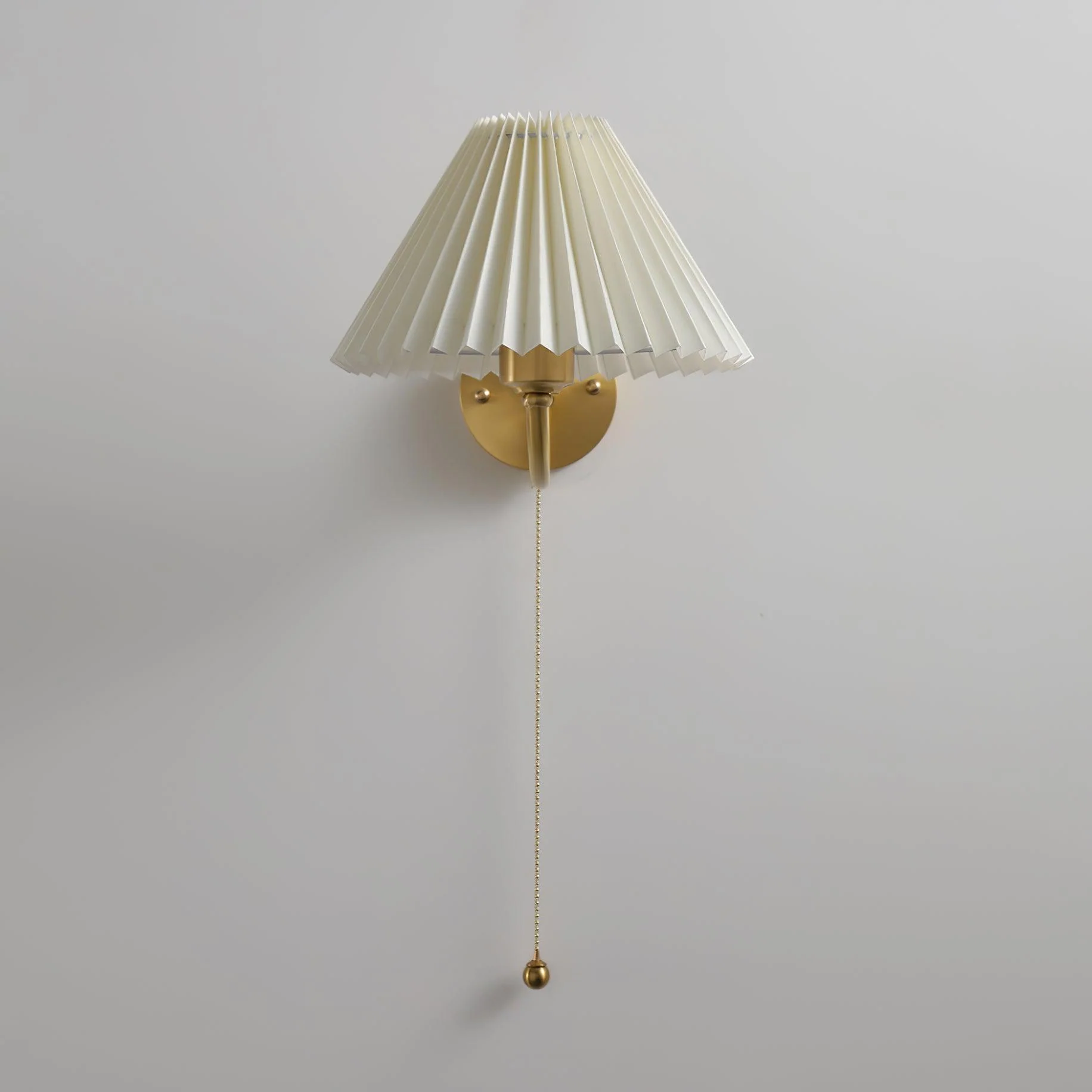 Pleated Wall Lamp - Set of 2 / Gold+White Fabric