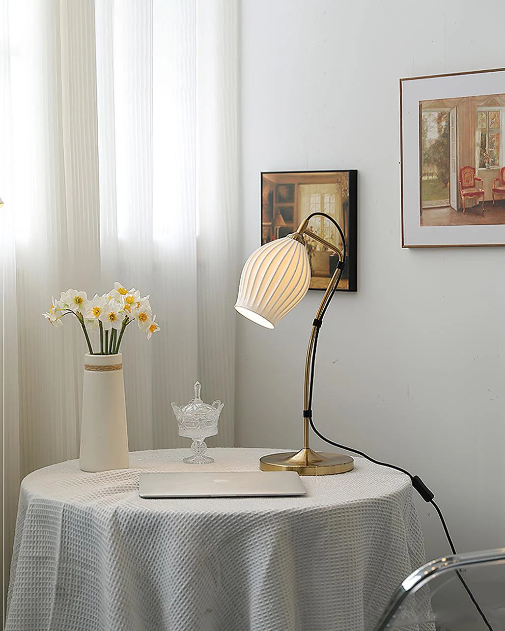 Ceramic Ribbed Table Lamp - ∅ 10.2″ x H 22″ / Dia 26m x H 56cm / Copper plating / AU plug