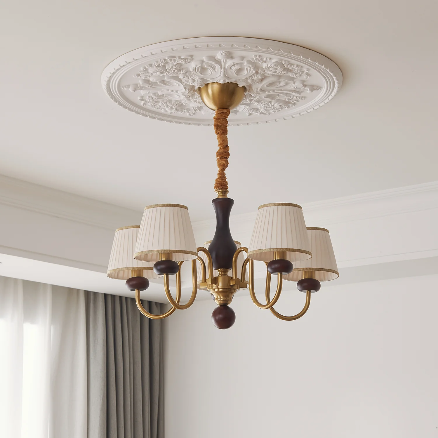 Люстра Walden Pleat - 3 плафона ∅60см x 38см