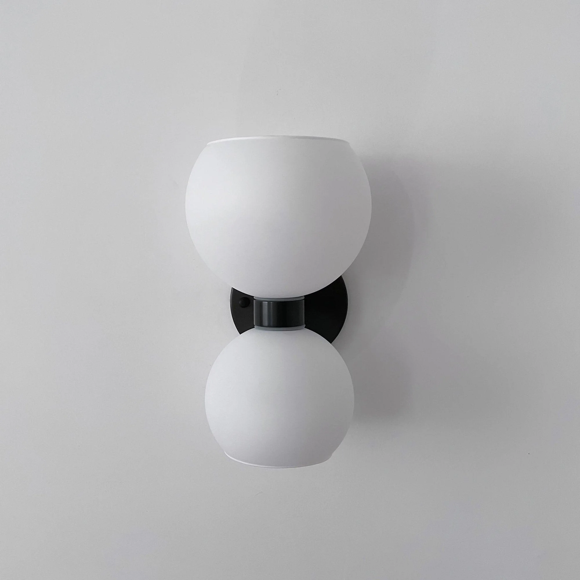 Round Pearl Sconce - Set of 2 / Brass / Smoke grey