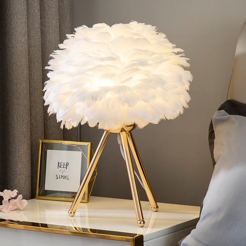 Goose Feather Table Lamp - ∅ 13.8″ x H 18.5″ / Dia 35cm x H 47cm / Gold+Grey / UK plug