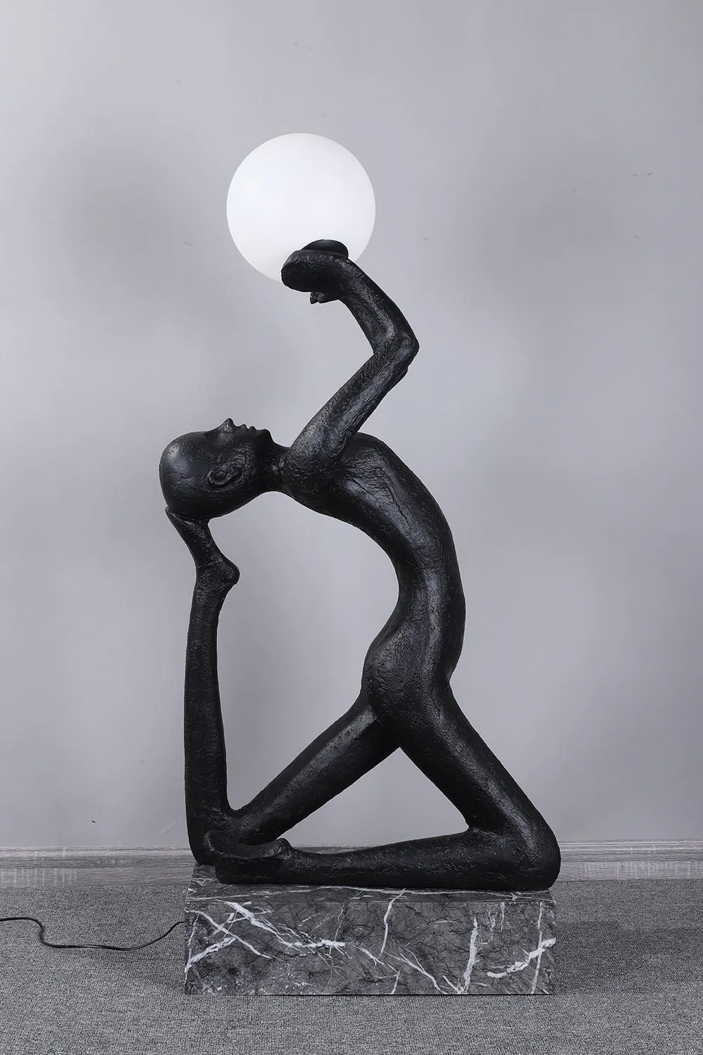 Торшер Isadora Sculpture - ∅65см x 145см, черный