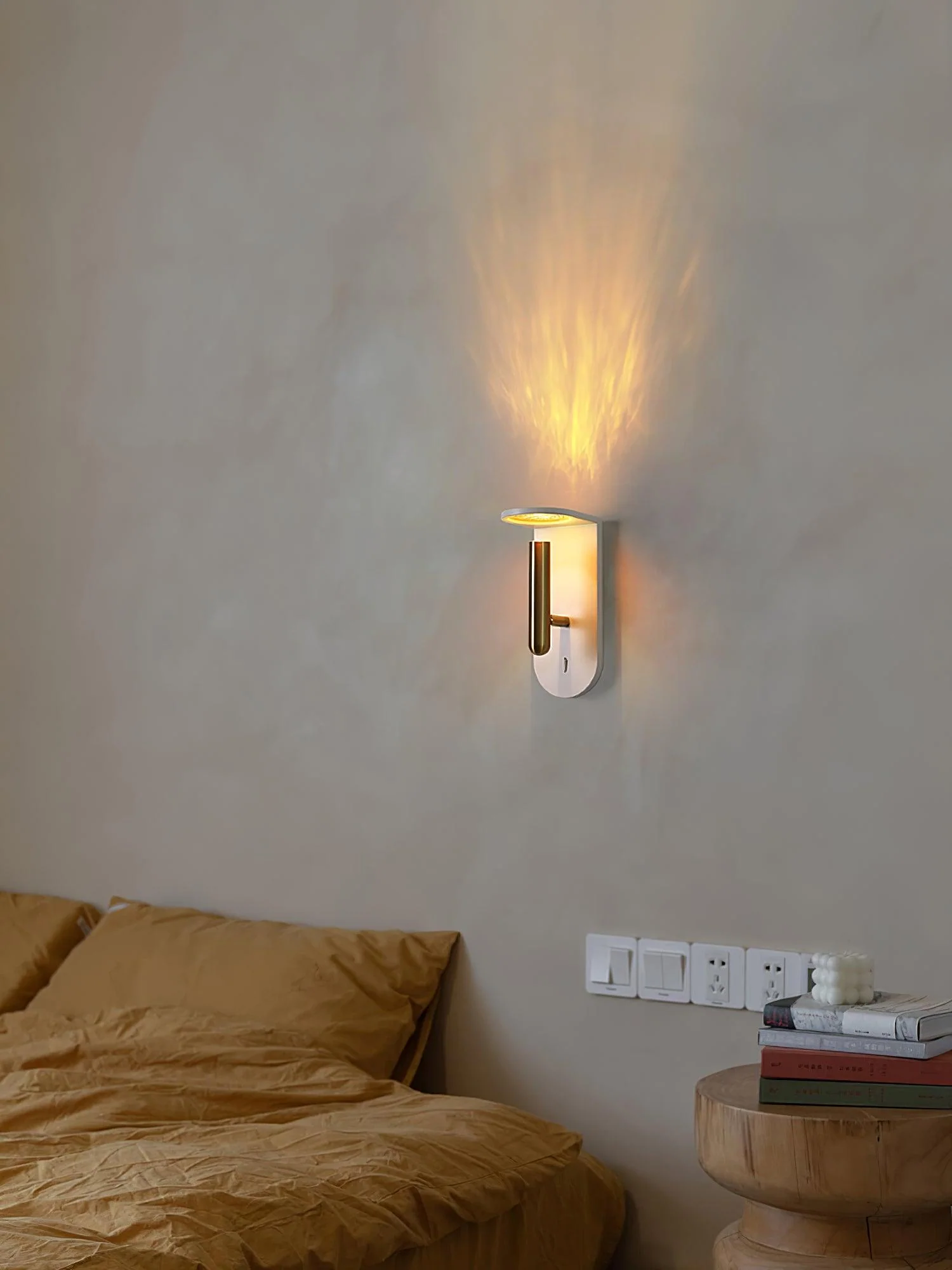 Nights LED Sconce - Set of 2 / Black / Cool Light