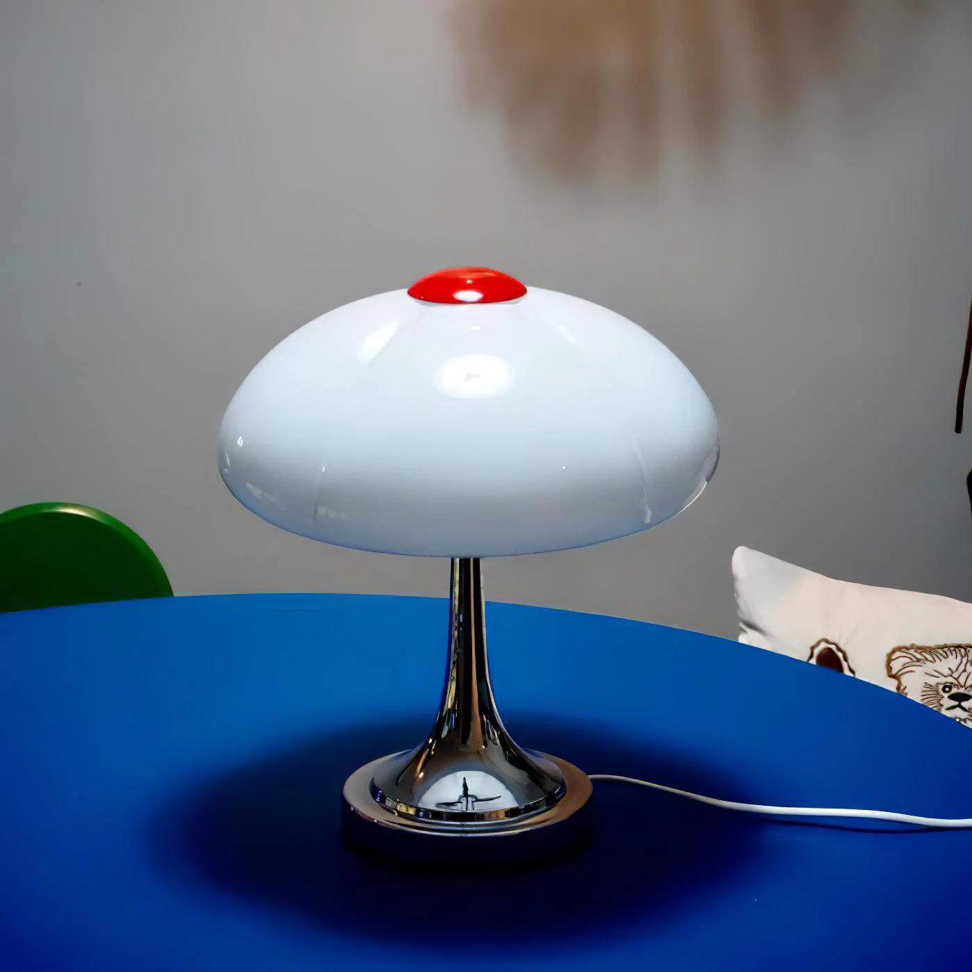 Flower Petal Table Lamp - ∅ 11.4″ x H 12.6″ / Dia 29cm x H 32cm / Chrome / AU plug