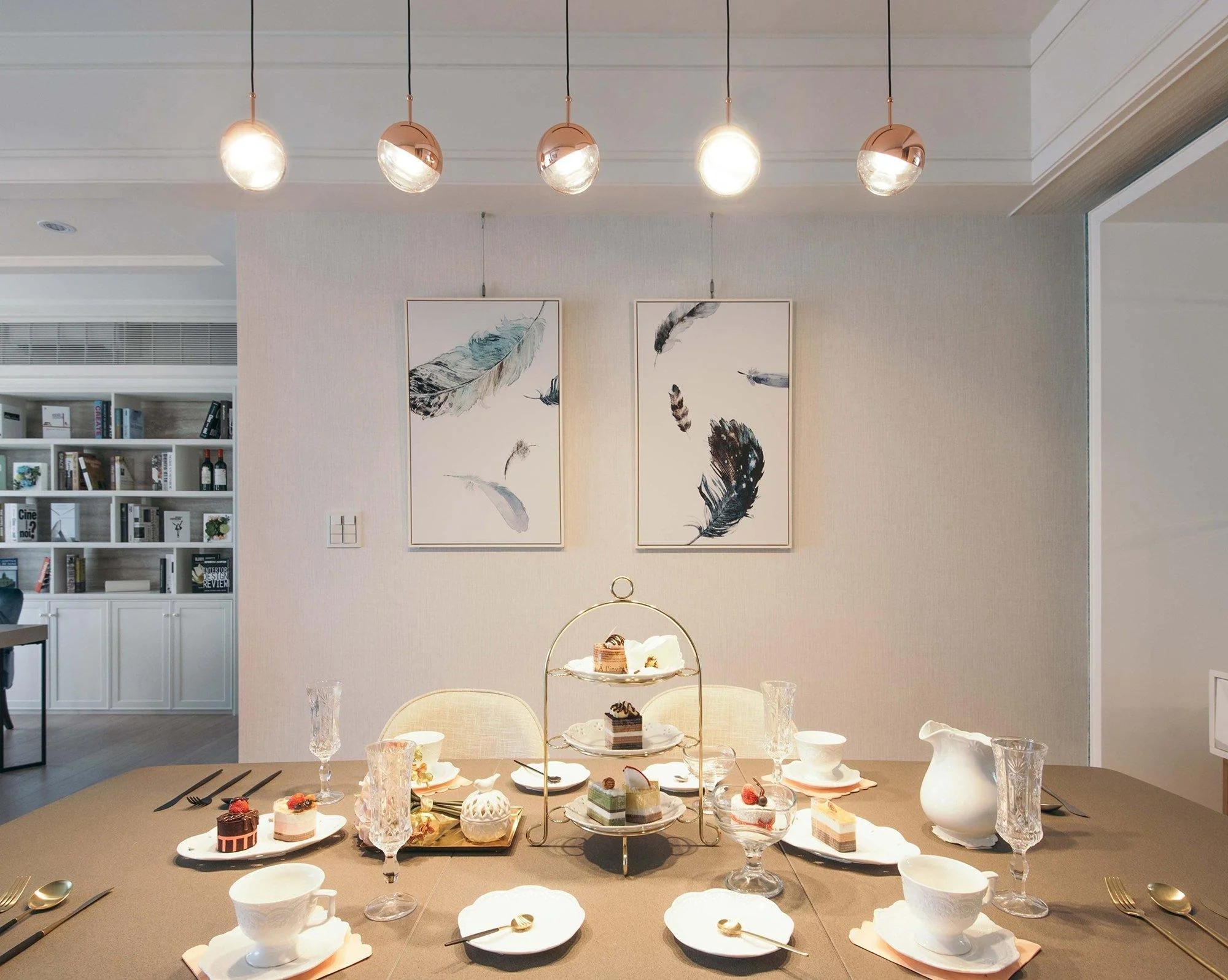 Подвесной светильник Restaurant Art LED - 5 плафонов ∅70см x 200см, розовое золото, теплый свет