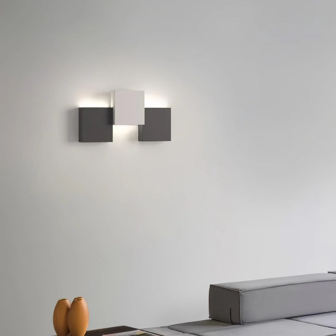 Piano Key Wall Light - ∅ 11″ x H 8.9″ / Dia 28cm x H 22.5cm Set of 2 / Black & White / Three-Color Changing Light