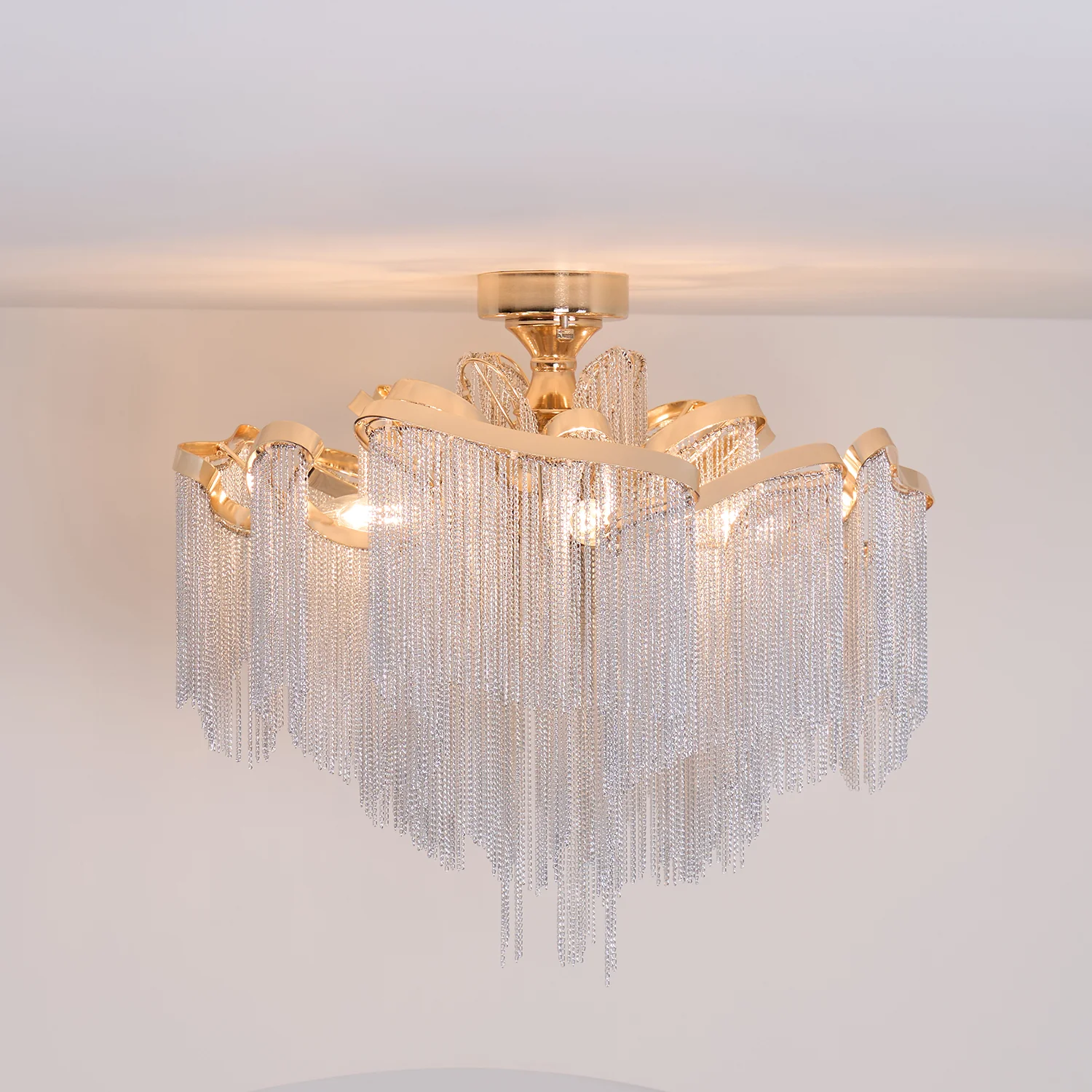 Потолочный светильник Modern Tassel - ∅60см х 70см, золотой, серебряная цепь