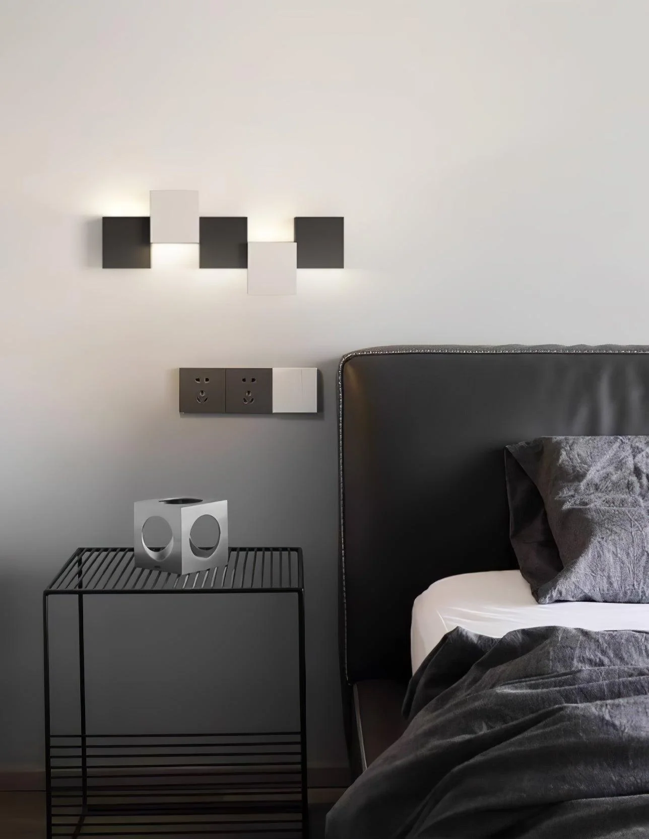 Piano Key Wall Light - ∅ 11″ x H 8.9″ / Dia 28cm x H 22.5cm Set of 2 / Black & White / Three-Color Changing Light