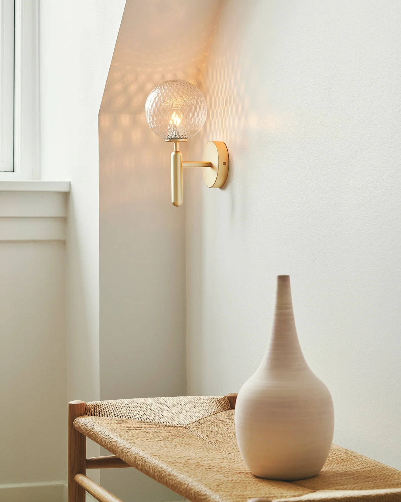 Nordica Wall Lamp - ∅ 5.9″ x H 13.4″ / Dia 15cm x H 34cm Set of 2 / Brass / White