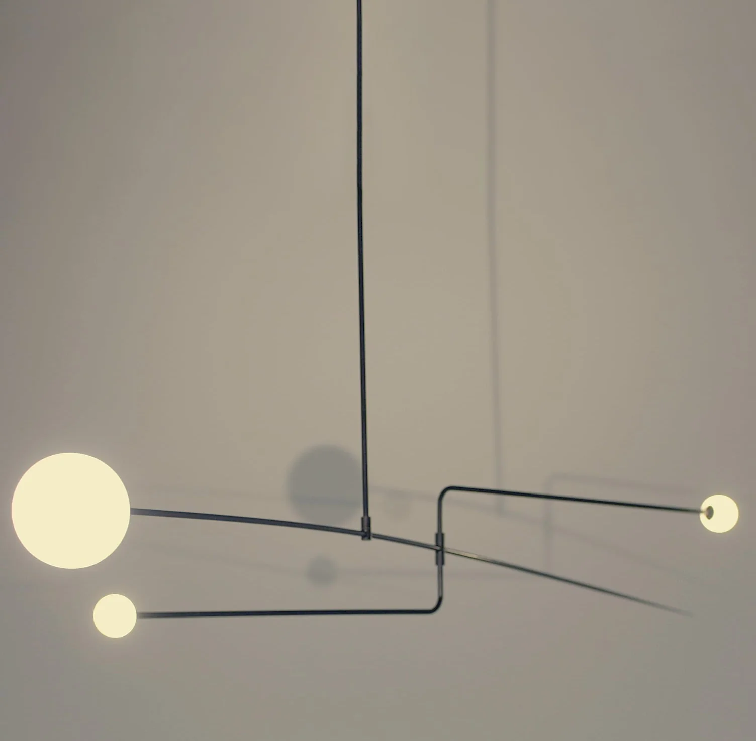 Люстра Mobile Chandelier - 3 подвеса, черный