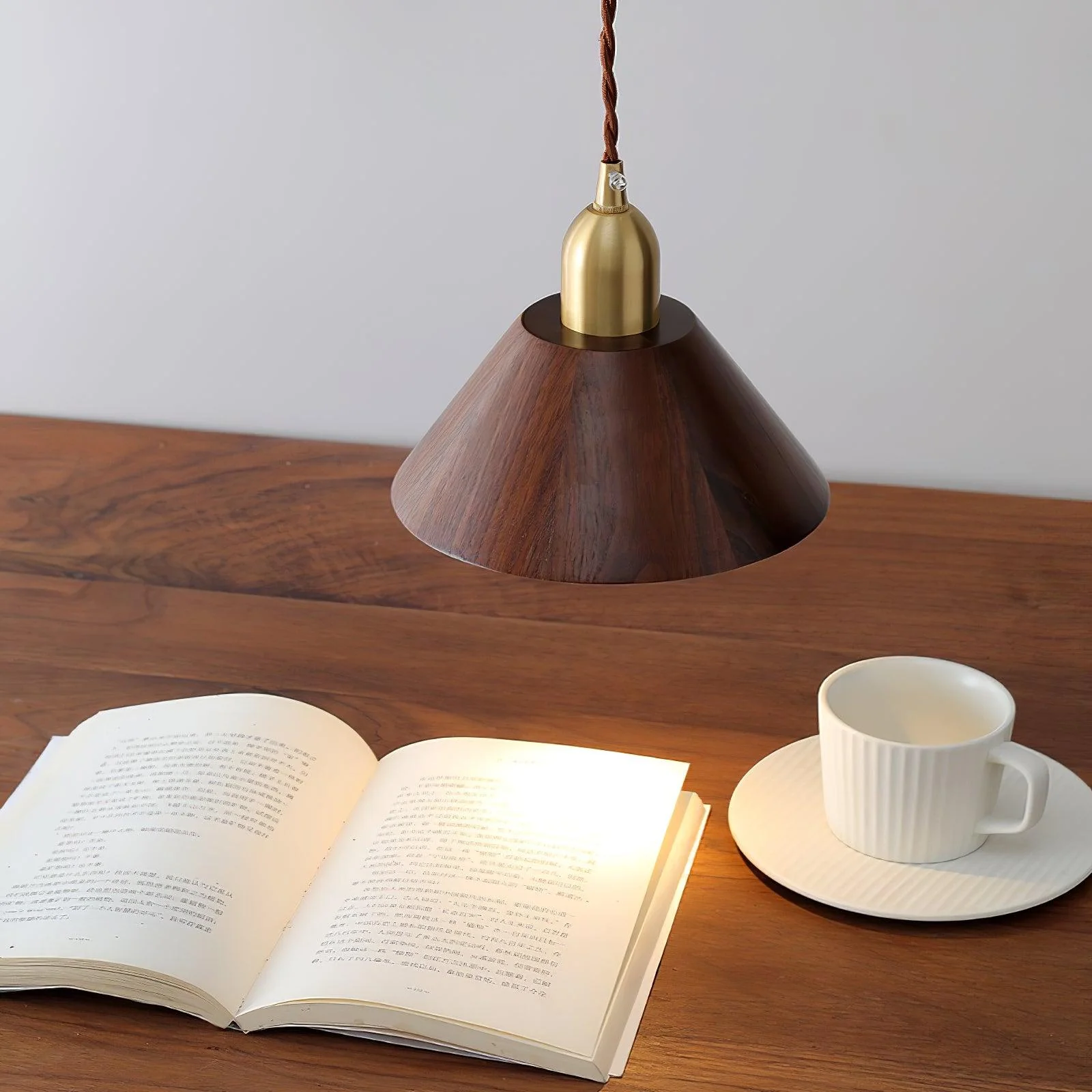Подвесной светильник Lyfa Walnut - ∅19см x 16см, латунь, орех