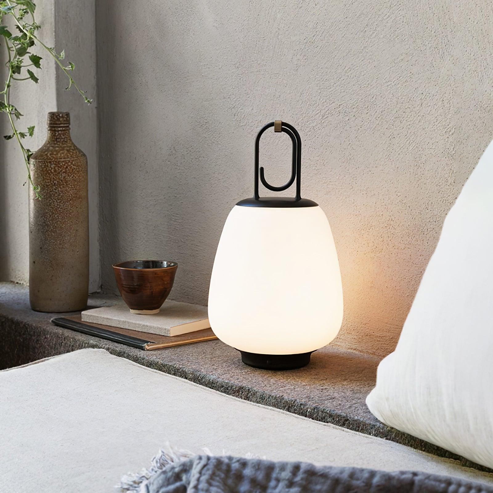 Настольный светильник Hyggelite Lantern - ∅16см x 28см, розовый, белый, теплый свет