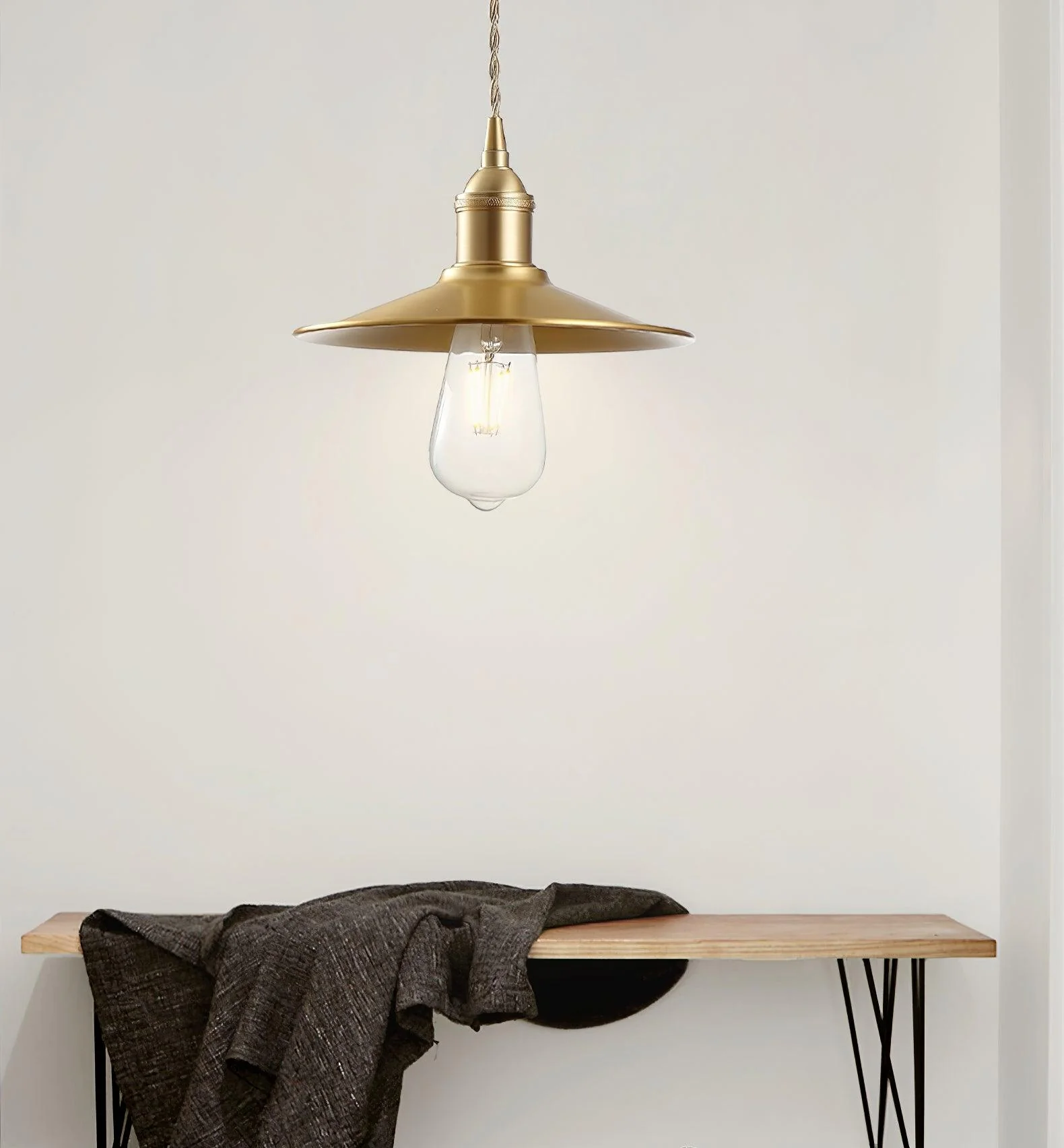 Подвесной светильник Sleek Flat - ∅24см х 11см, латунь