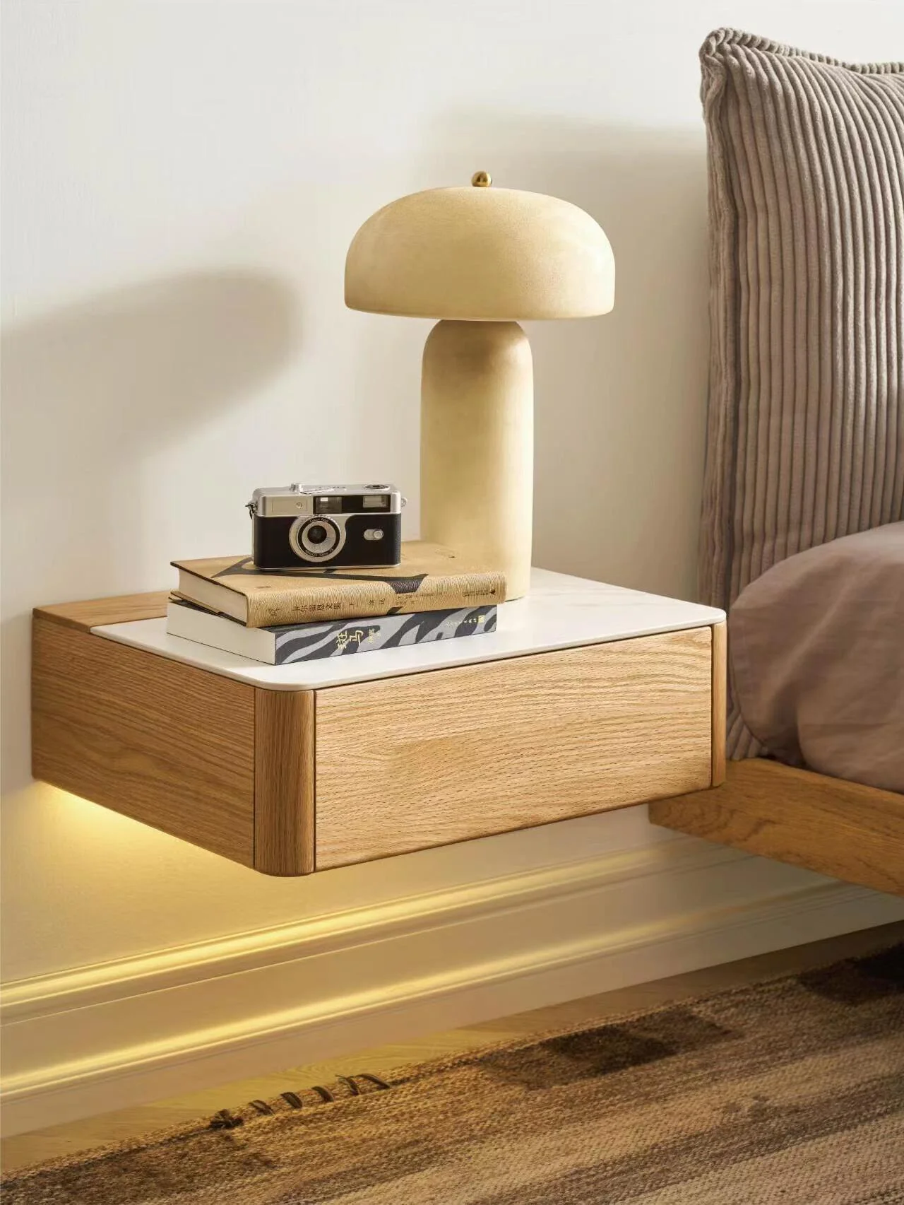 Fungi Glow Table Lamp - ∅ 8.7″ x H 13″ / Dia 22cm x H 33cm / White / UK plug