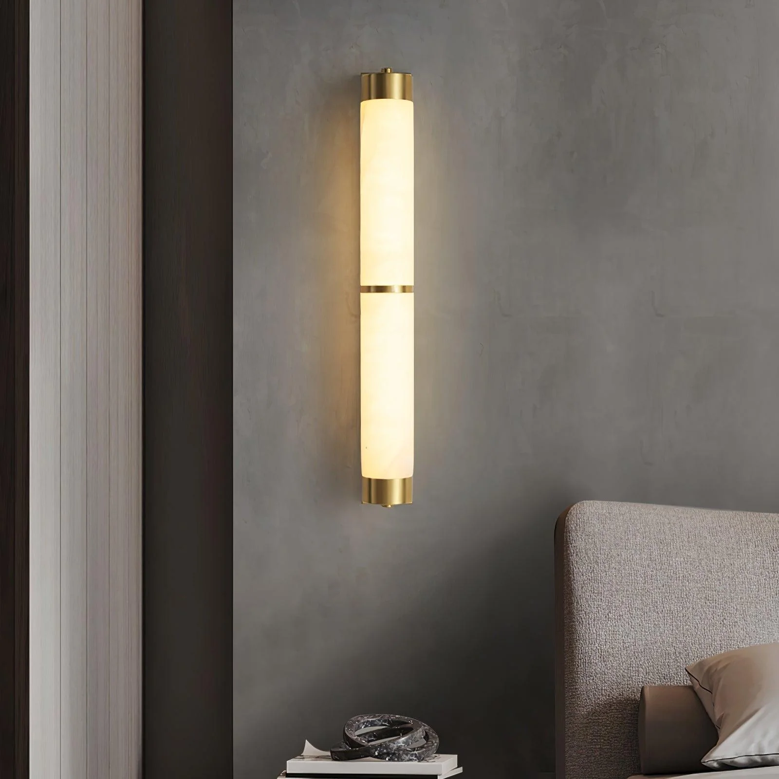 Настенный светильник Cylindra Alabaster Brass - модель B, ∅8см x 60см, черный, белый, холодный свет