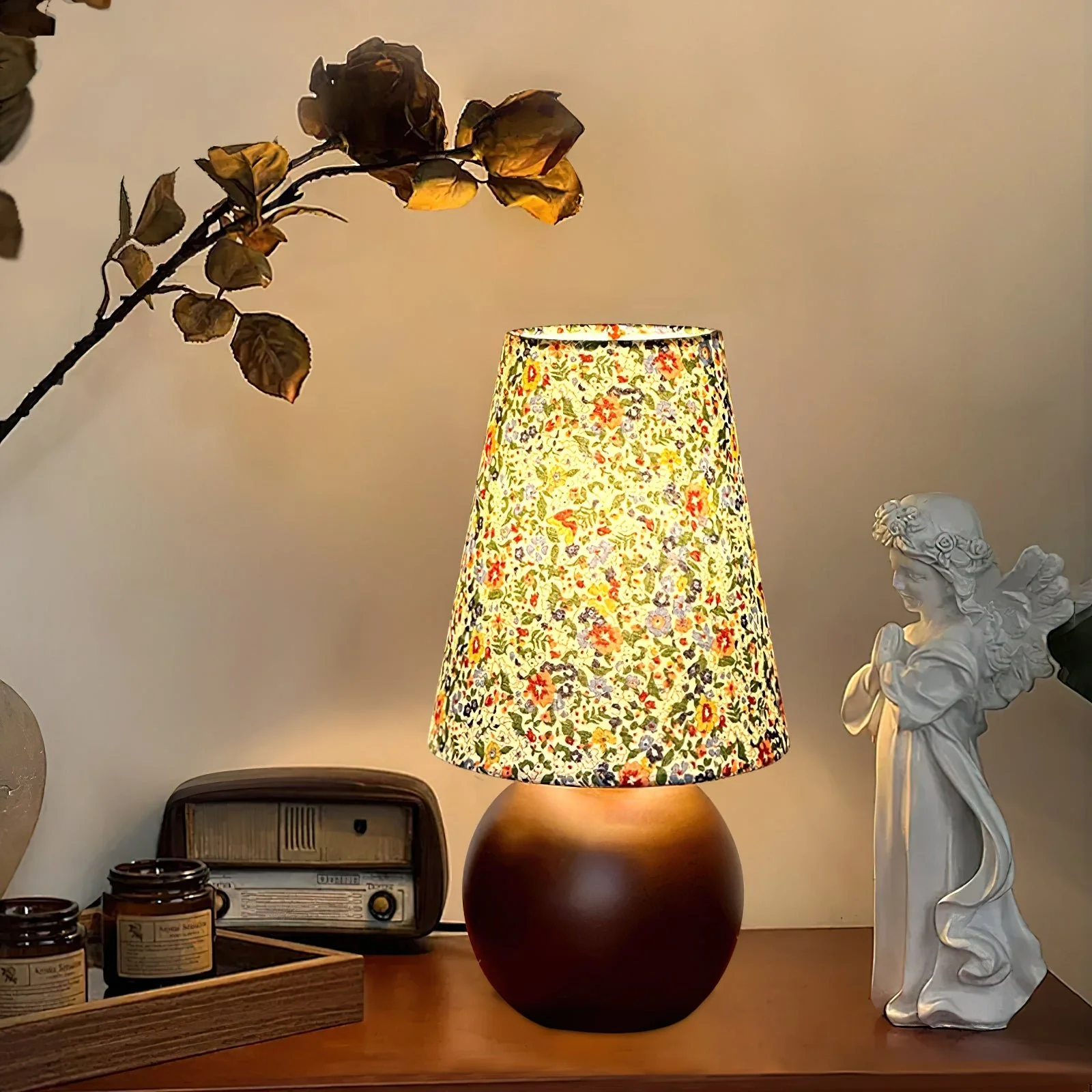 Настольный светильник Elara Floral Glow - ∅15см x 24см, флоральный цвет, коричневый
