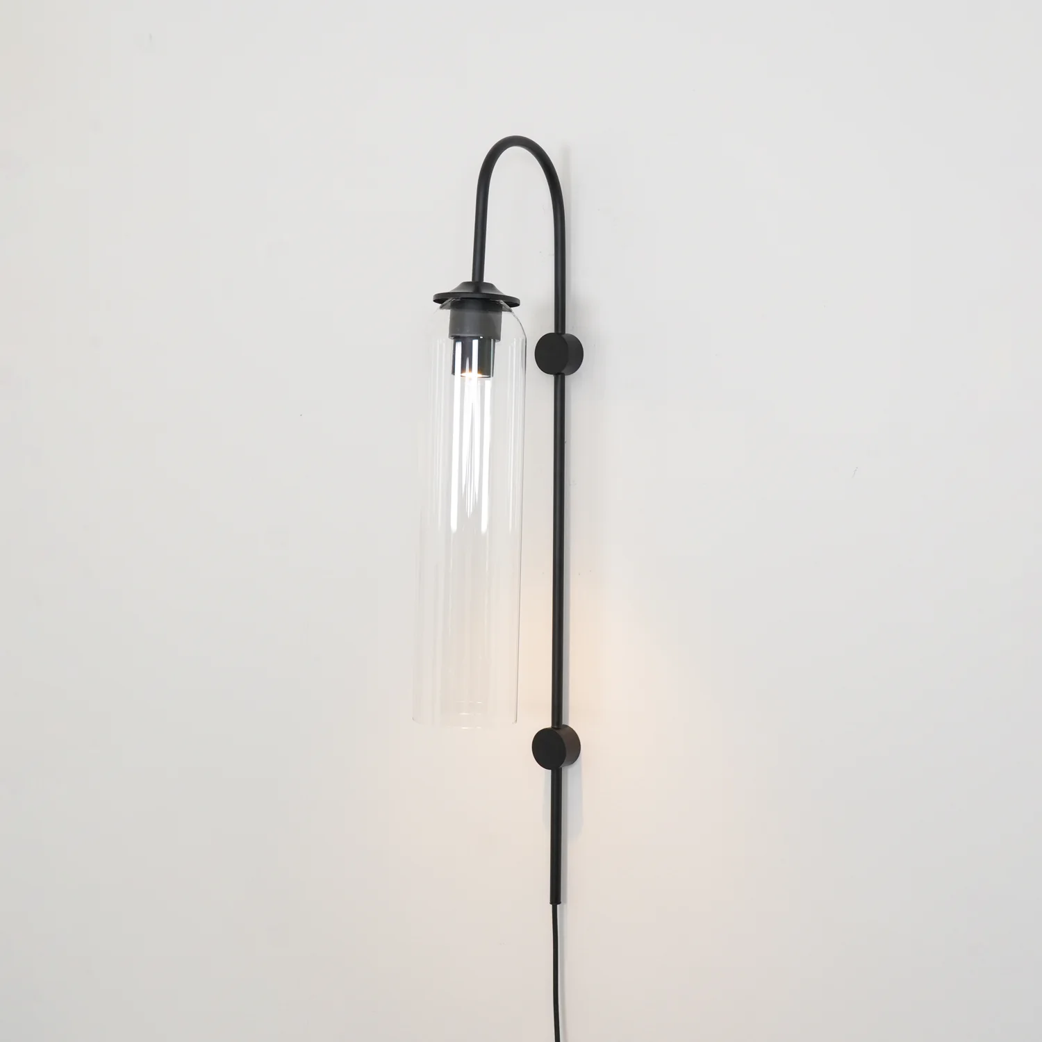 Настенный светильник Modern Glass Plug-In - черный, голубой