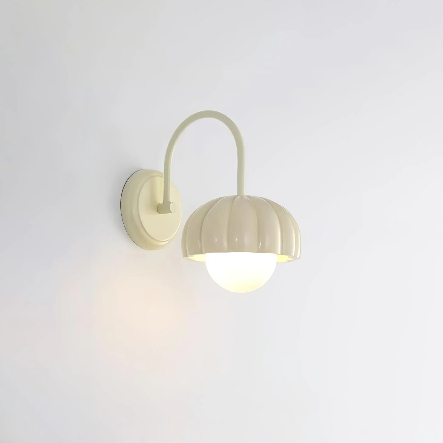 Настенный светильник Creamy Pumpkin - ∅17см x 27см, кремовый