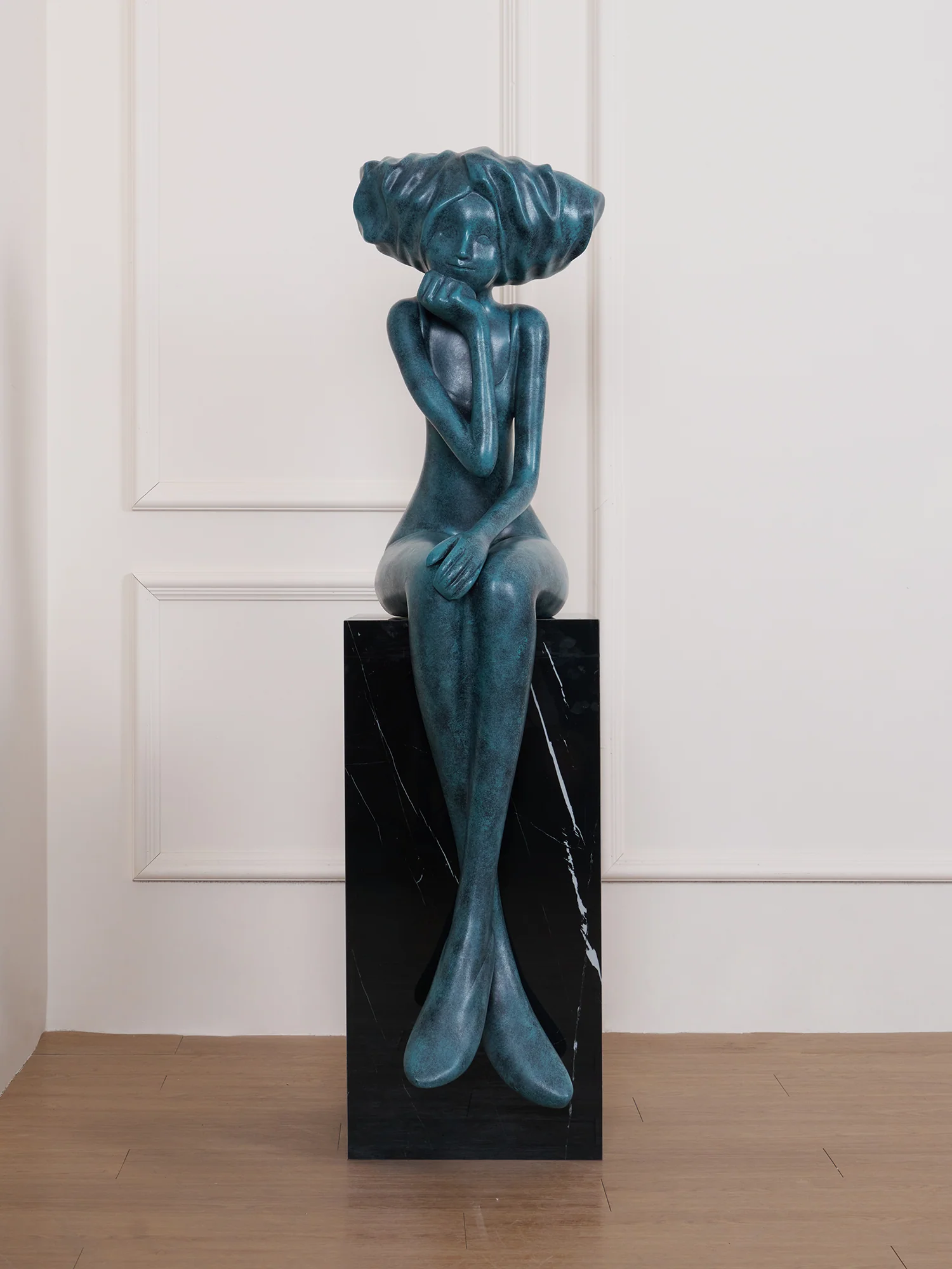 Girl Meditate Sculpture Ornaments - ∅65см x 70см x 152см, синий, металлическое основание