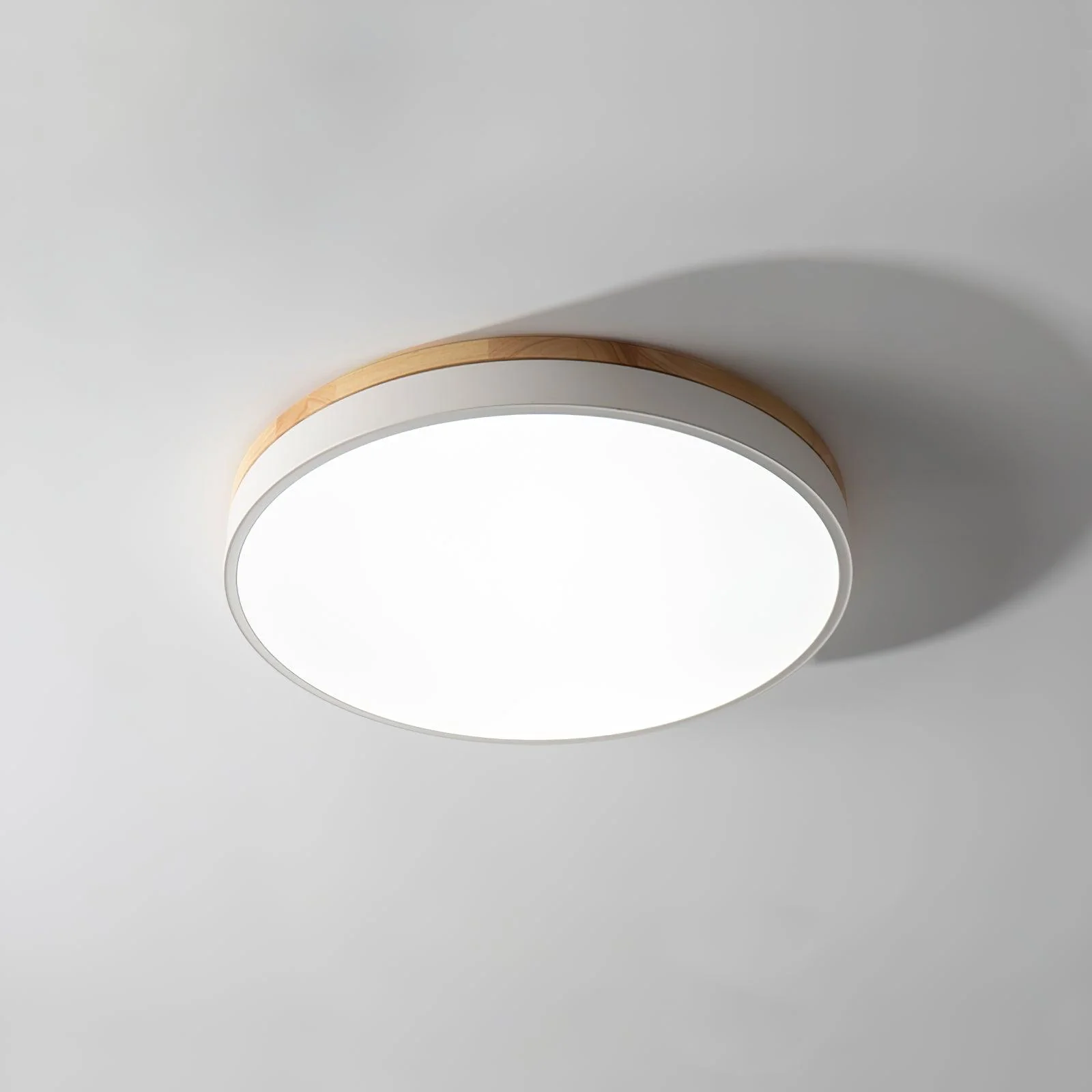 Потолочный светильник White Round Wooden - ∅50см х 6см, дерево, белый, теплый свет