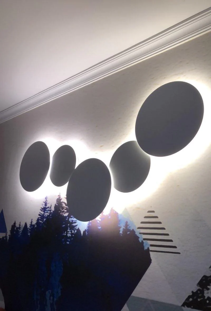 Geometric Disc Wall Lamp - Dia 28cm x H5cm set of 2 / White / Warm white
