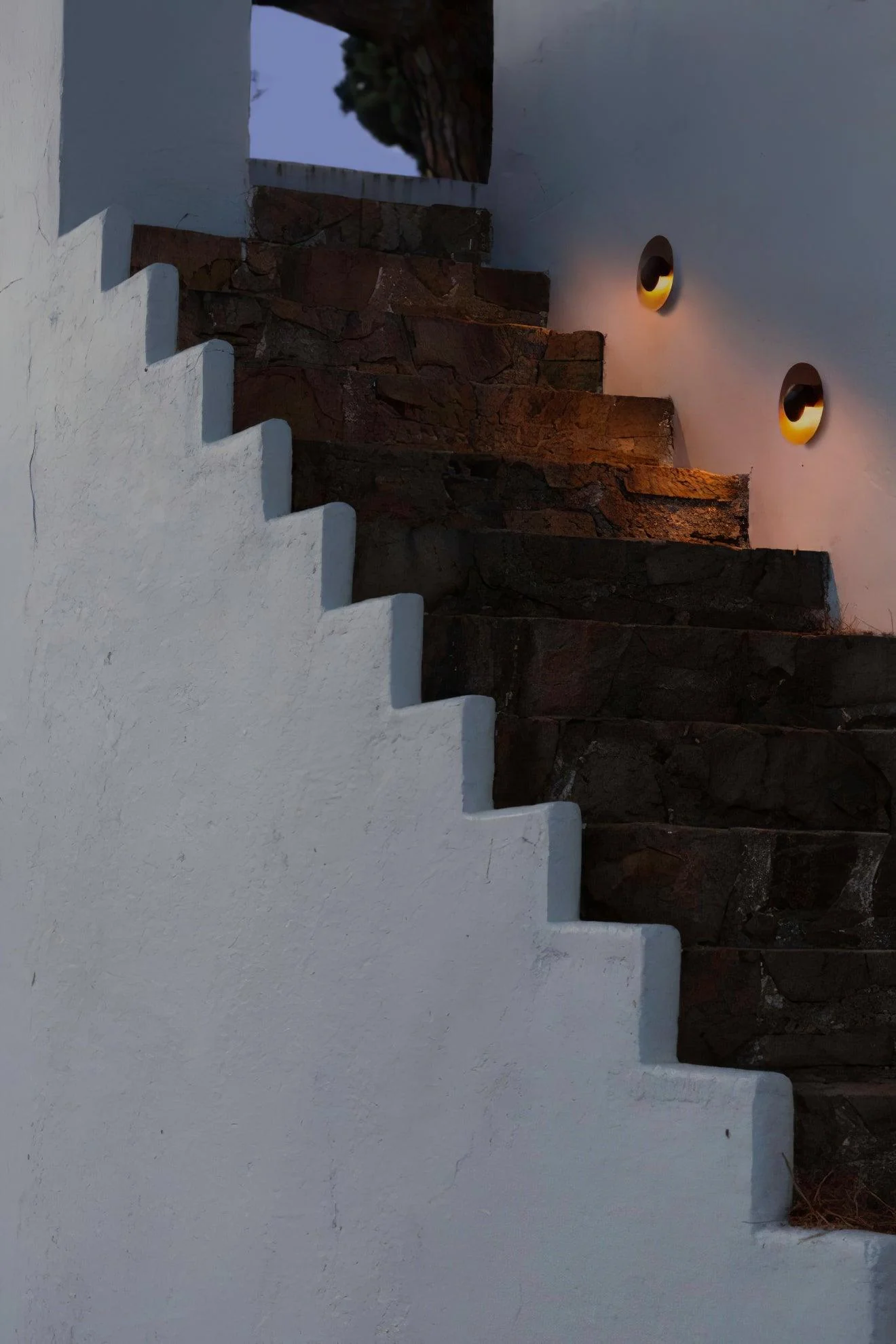 Simplicity Glow Wall Light - ∅ 15.7″ x H 15.7″ Set of 2 / White & Antique copper / Warm Light