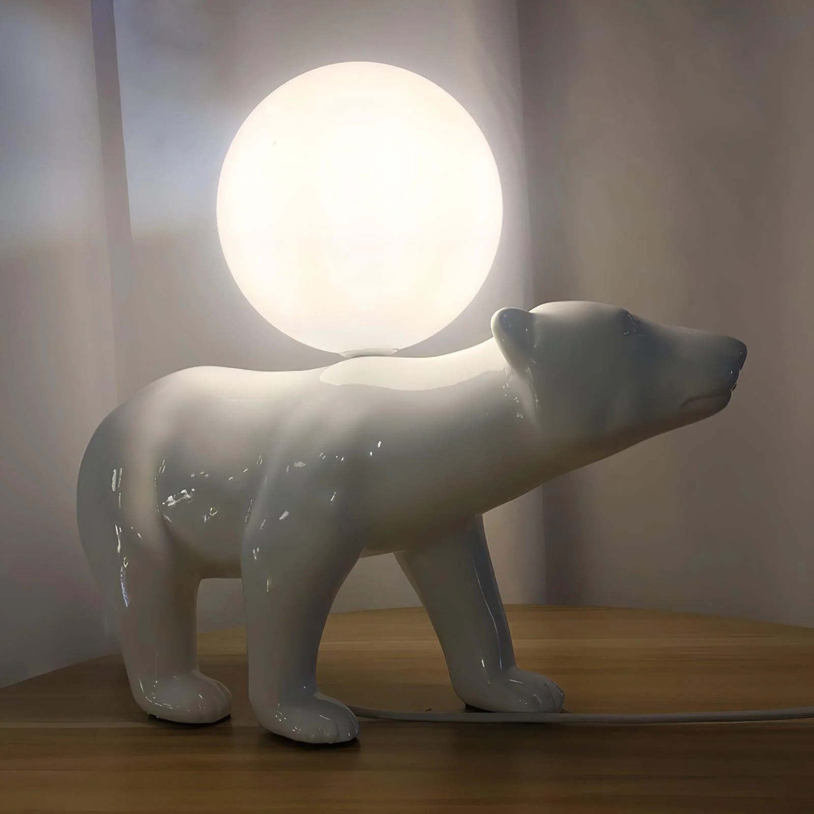 Настольный светильник Polar Bear - модель A ∅24см x 37см, белый