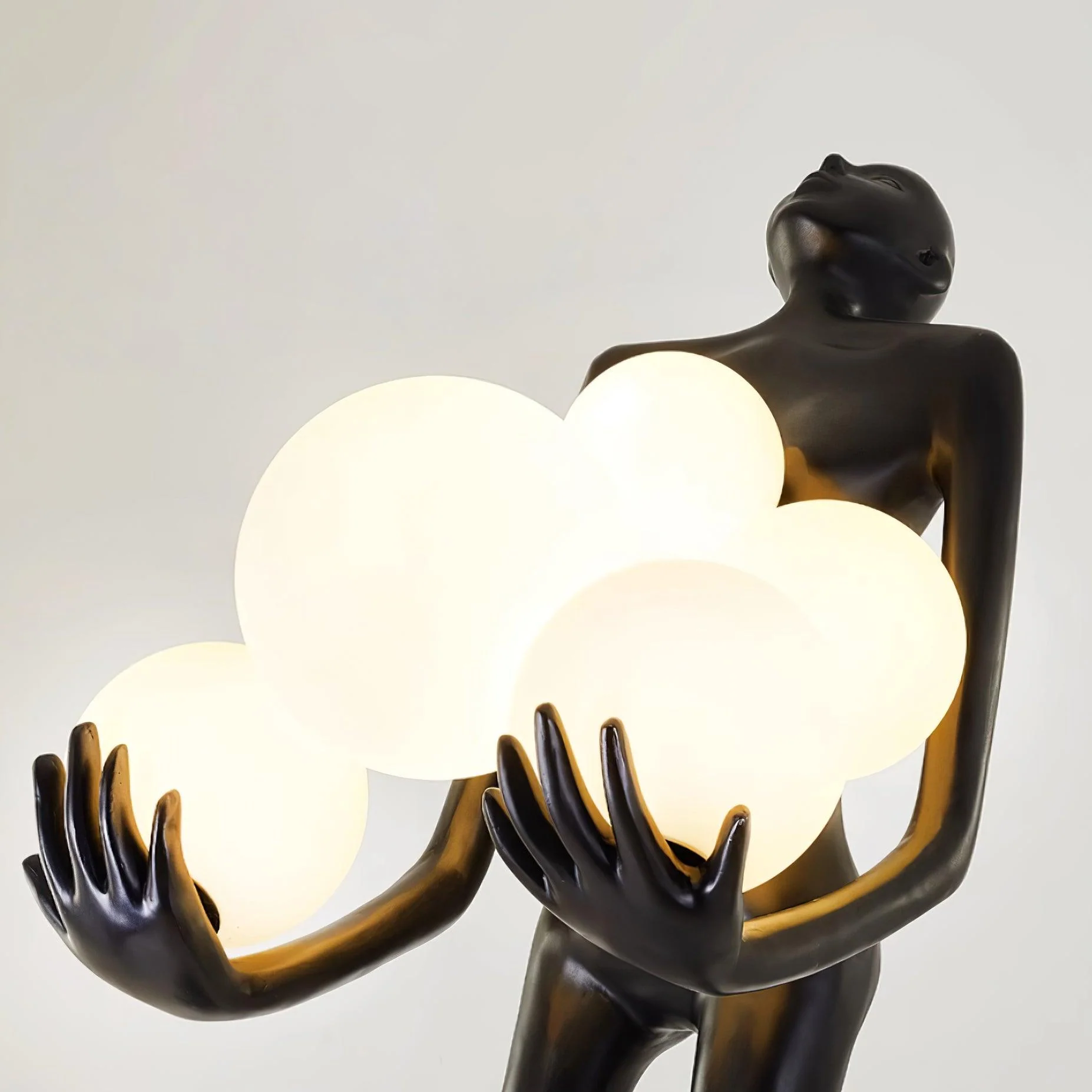 Торшер Embrace Sculpture - ∅77см x 200см, черный, синий стеклянный шар
