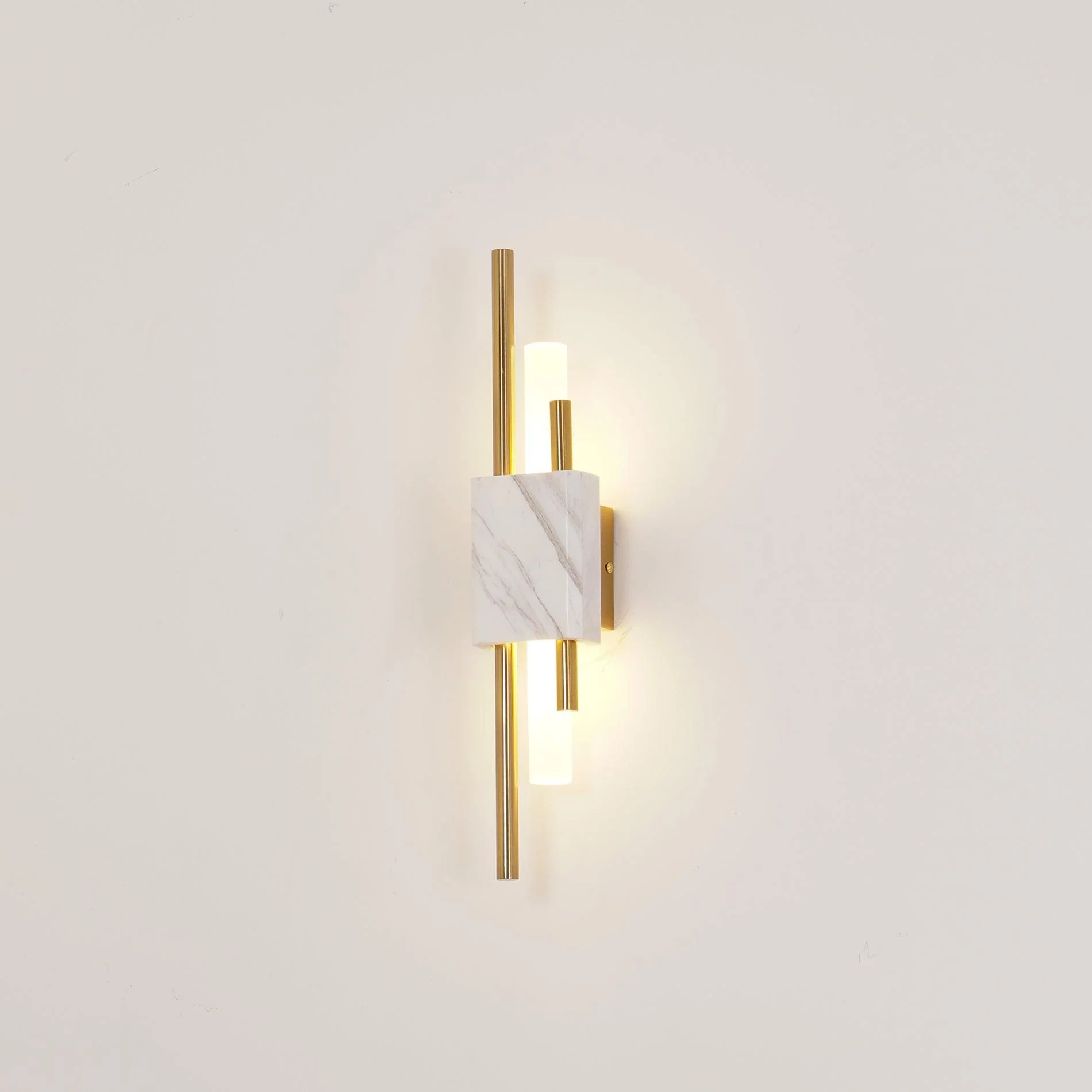 Tanto Wall Light - ∅ 3.9″ x H 23.6″ Set of 2 / White Marble & Gold / Cool Light
