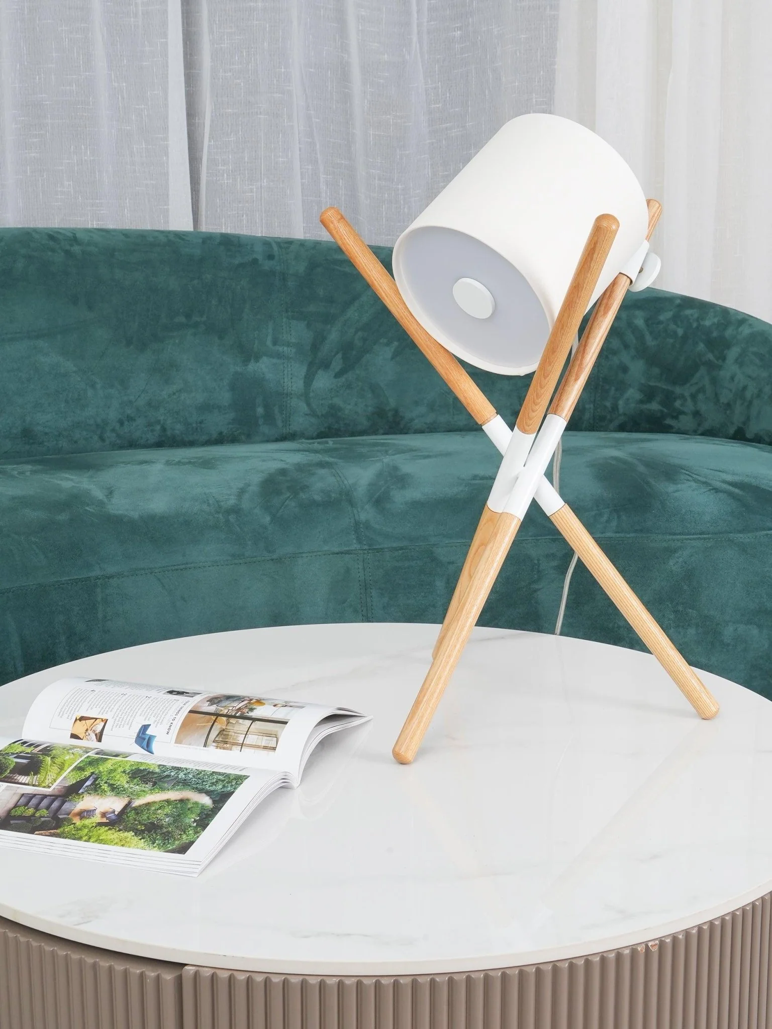 Настольный светильник Shift Lamp - ∅35см x 53см, белый, дерево