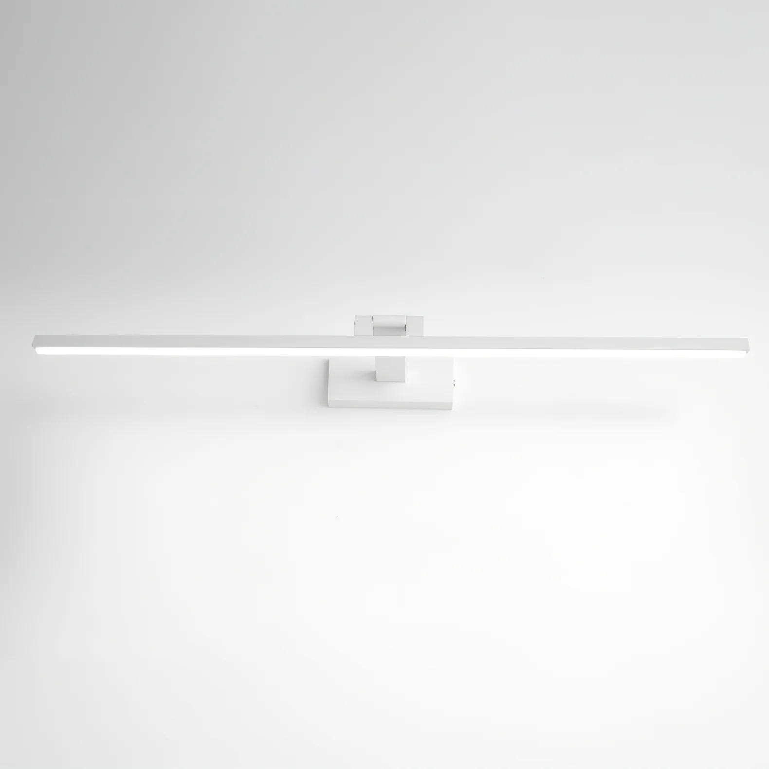Настенный светильник Linear Bathroom - ∅80см x 6см, черный, теплый свет